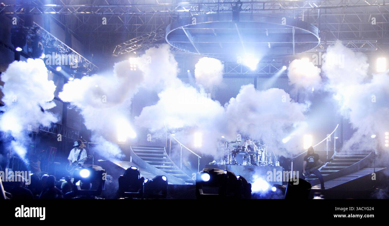 06 juil. 2008 - Rome, Italie - TOKIO HOTEL se produisant en concert au Rome Rock Festival à Rome (crédit image : Evandro Inetti/ZUMAPRESS.com) Banque D'Images