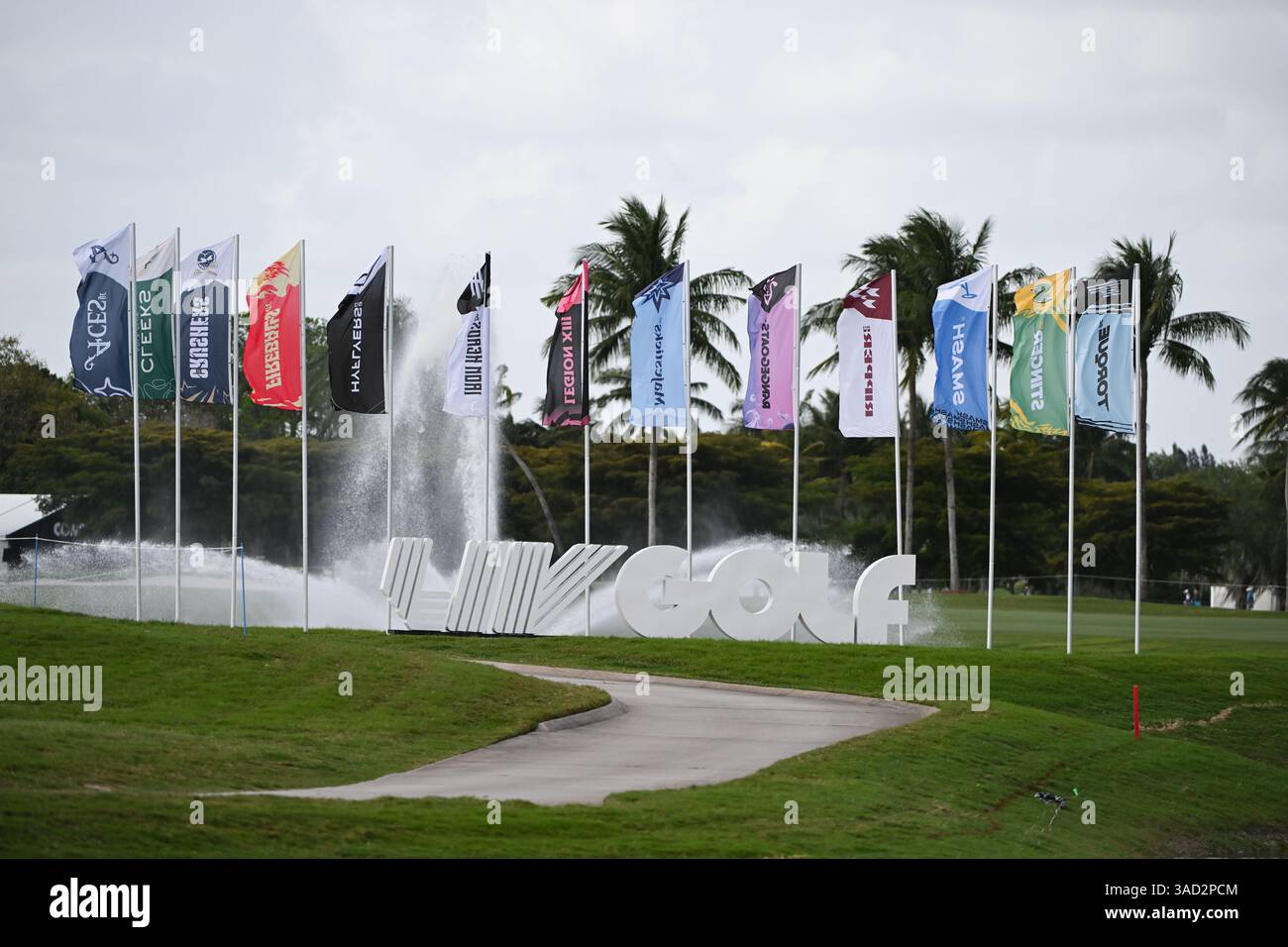Doral, États-Unis. 04th Apr, 2025. Ambiance pendant le jour 1 de la LIV Golf Invitational 2025 - Miami au Trump National Golf course le 4 avril 2025 à Doral, Floride. (Photo de JC Ruiz/Sipa USA) crédit : Sipa USA/Alamy Live News Banque D'Images