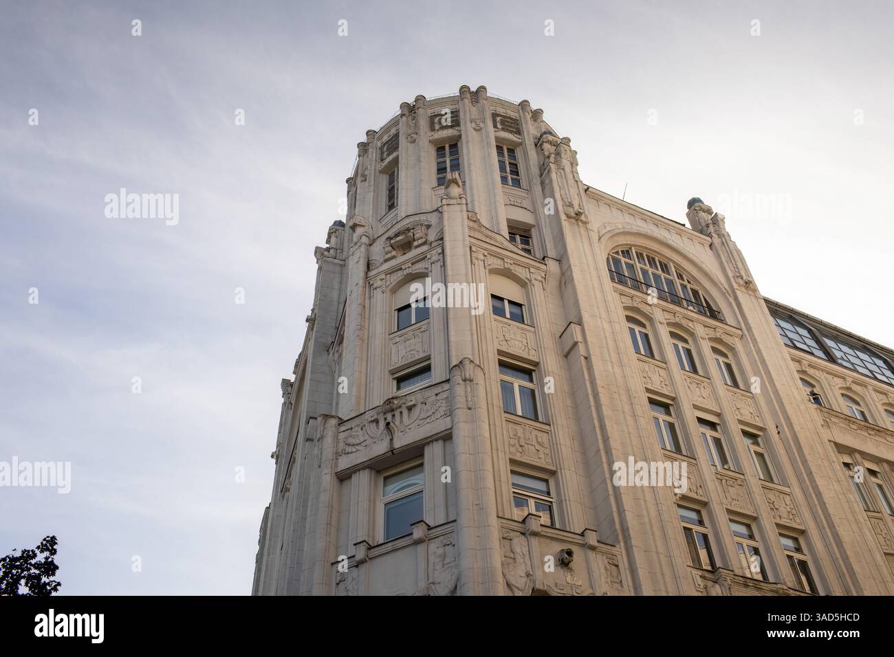 Budapest, Hongrie - 18 octobre 2023 : bâtiment historique dans le centre-ville Banque D'Images