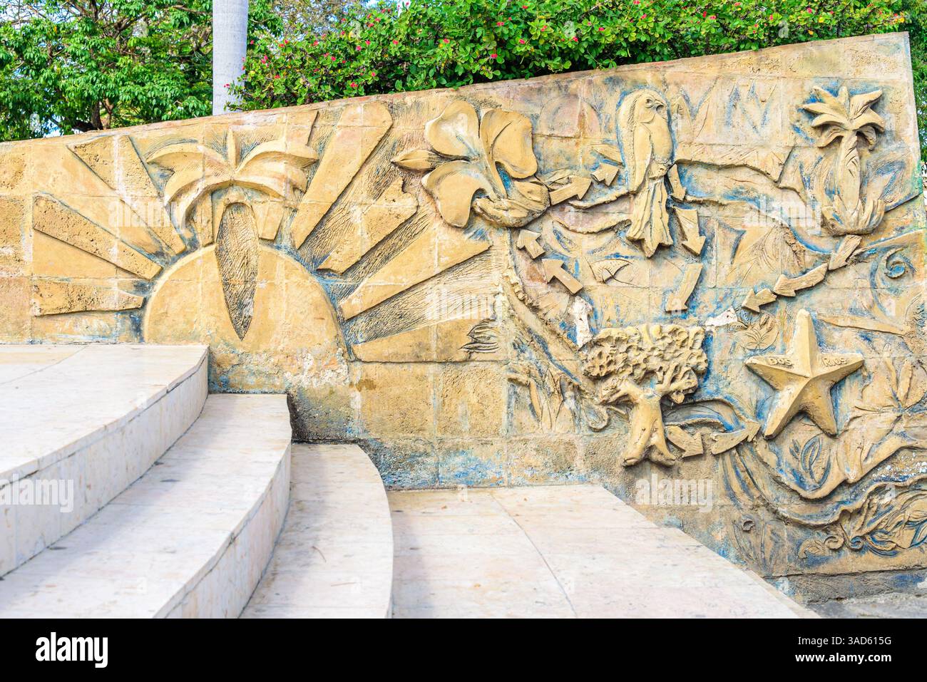 Sculpture d'art en pierre faisant partie du monument Jose Marti à Las Tunas, Cuba Banque D'Images
