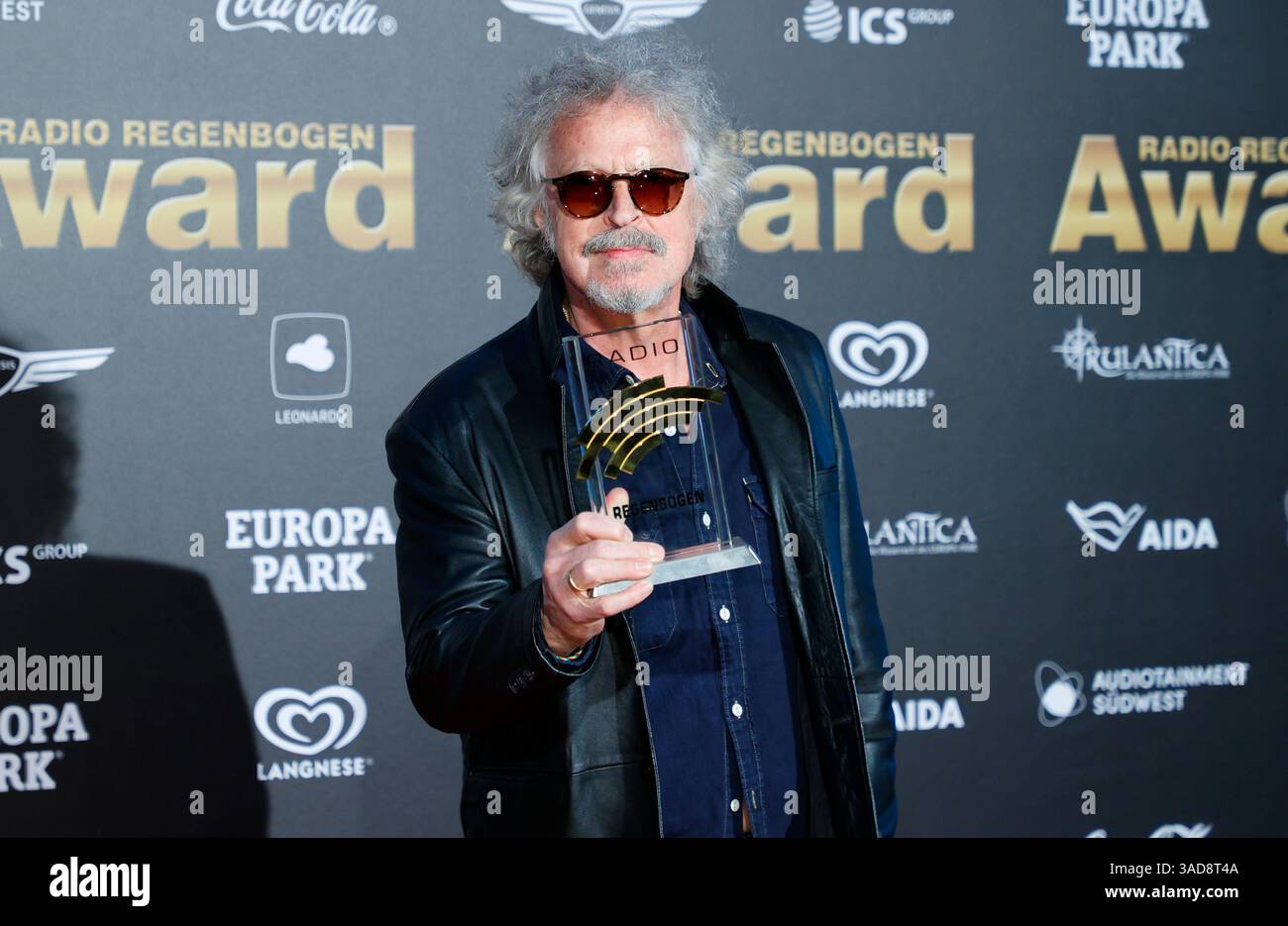 Rust, Allemagne. 05th Apr, 2025. Rust, Allemagne - 04 avril 2025 : le 25e Radio Regenbogen Award à Europa-Park avec le musicien Wolfgang Niedecken de BAP Credit : Mandoga Media/Alamy Live News Banque D'Images