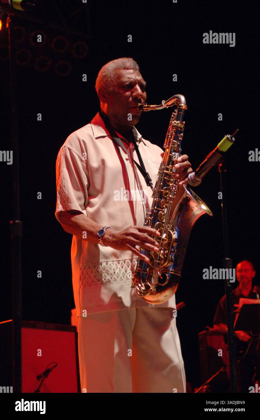 28 juin 2008 - Portsmouth, VIRGINIE , États-Unis - DADDY G participe à l'Ultimate Doo-Wop Show et ramène tout le monde à la douce musique des années 50 et 60 au Pavillon Netelos (crédit image : Jeff Moore/ZUMAPRESS.com) Banque D'Images