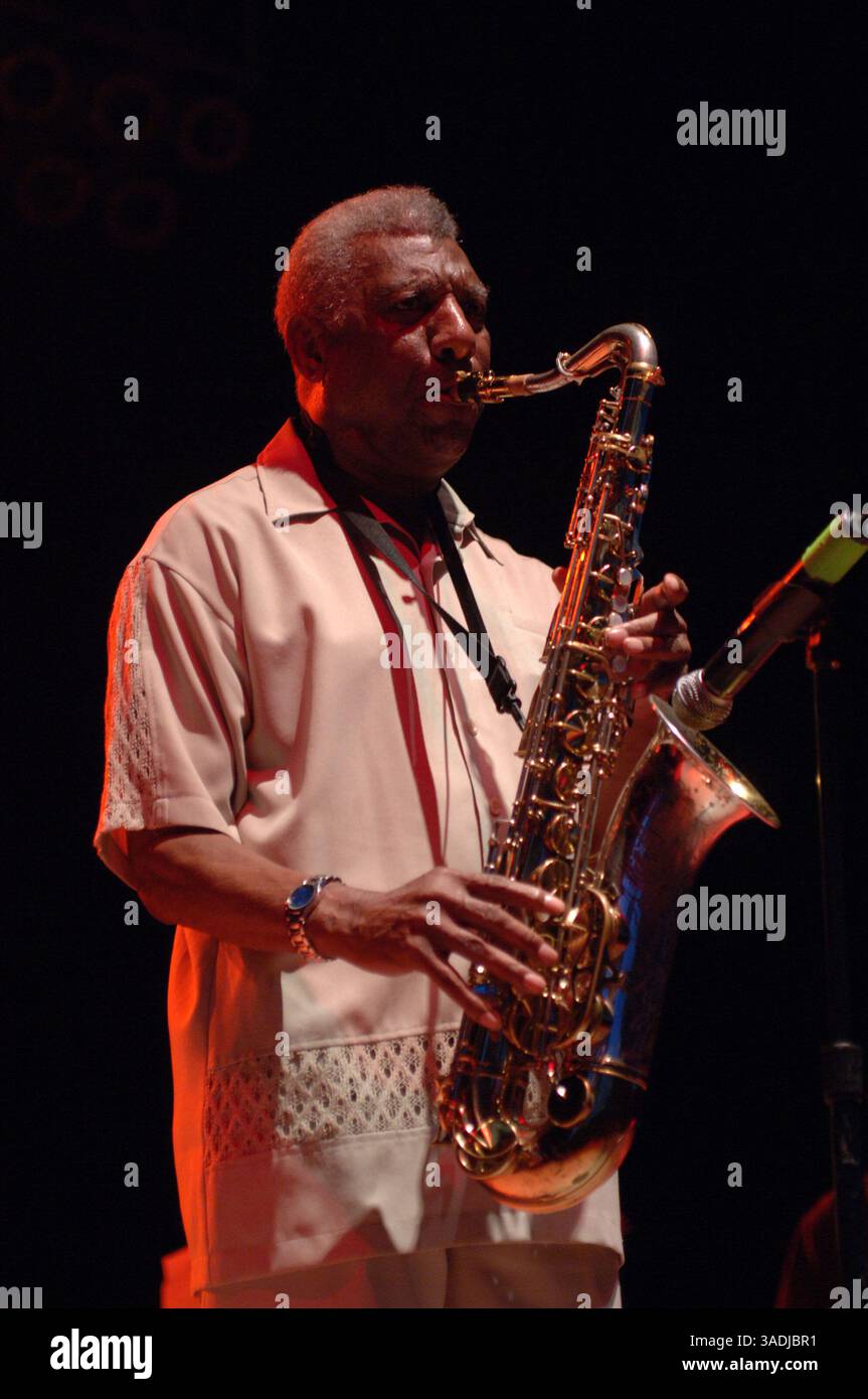 28 juin 2008 - Portsmouth, VIRGINIE , États-Unis - DADDY G participe à l'Ultimate Doo-Wop Show et ramène tout le monde à la douce musique des années 50 et 60 au Pavillon Netelos (crédit image : Jeff Moore/ZUMAPRESS.com) Banque D'Images