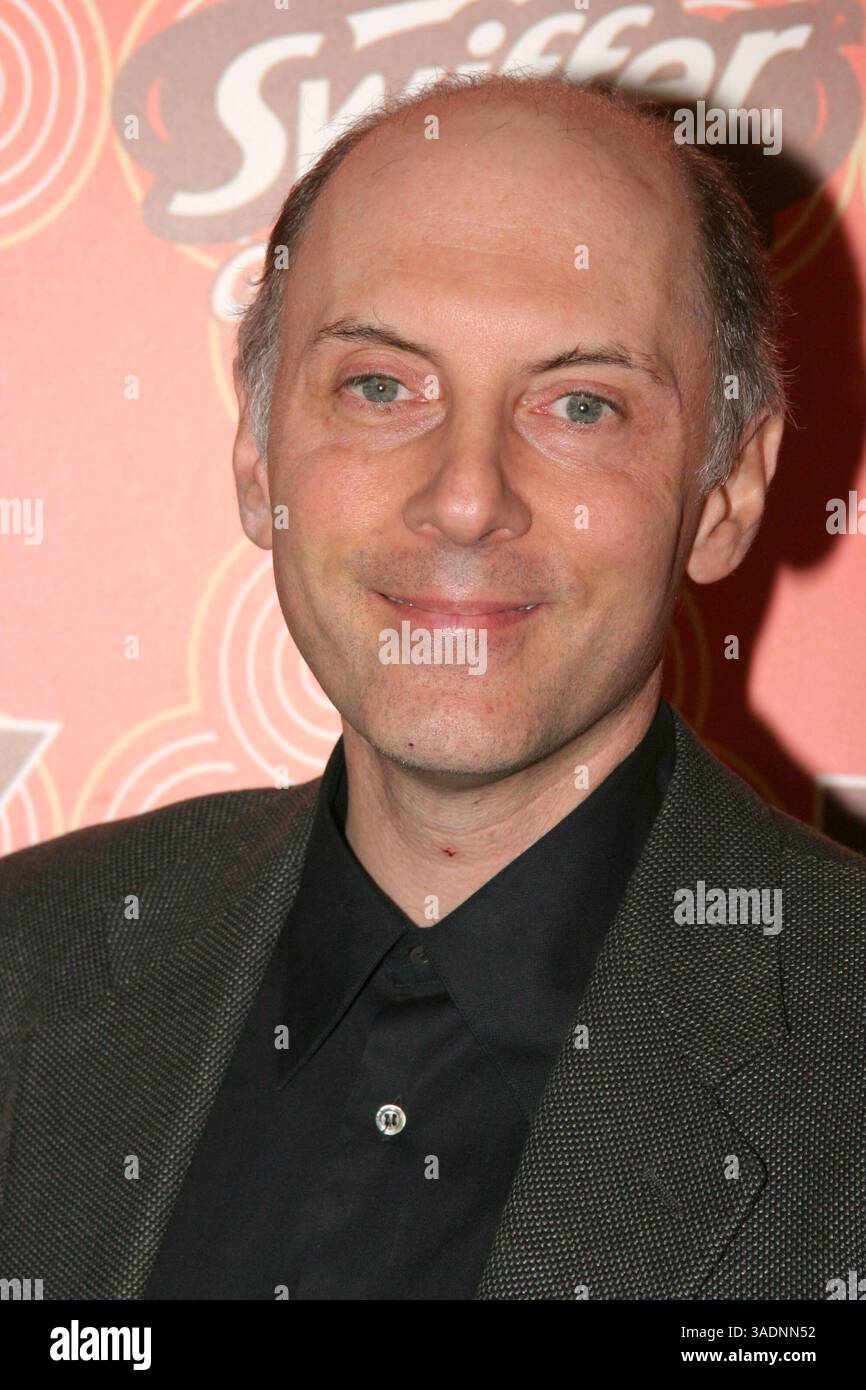 24 octobre 2005 ; Los Angeles, CA, États-Unis ; L'acteur DAN CASTELLANETA à la Fox Fall Casino Party qui s'est tenue au Cabana Club, Hollywood. (Crédit image : Michael Papo/ZUMAPRESS.com) Banque D'Images