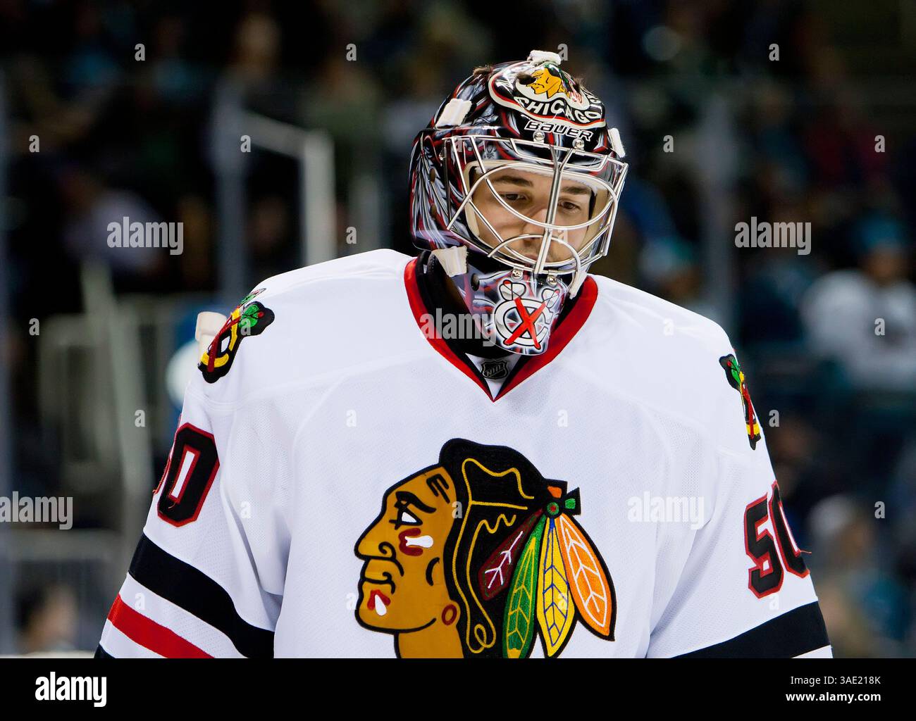 10 février 2012 : le gardien des Blackhawks corey Crawford en action lors du match de hockey dans la LNH opposant les Blackhawks de Chicago et les Sharks de San Jose au HP Pavilion à San Jose, EN CALIFORNIE. Les Sharks ont battu les Blackhawks 5-3. â© Damon Tarver/Cal Sport Media(image crédit : © Damon Tarver/Cal Sport Media/ZUMAPRESS.com) Banque D'Images