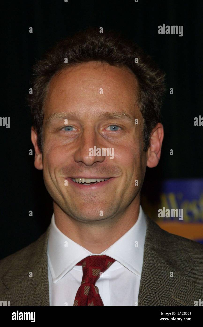 08 mars 2001 ; Las Vegas, NV, États-Unis ; acteur SAM ROBARDS @ la cérémonie de remise des prix ShoWest 2001.. (Crédit image : Lisa O'Connor/ZUMAPRESS.com) Banque D'Images