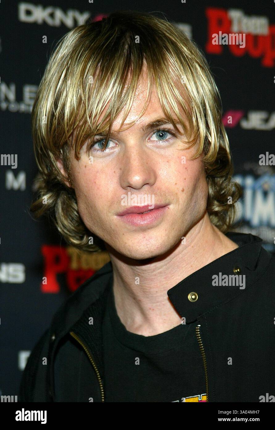 16 novembre 2003 ; Hollywood, CA, États-Unis ; la chanteuse ASHLEY PARKER ANGEL, anciennement de O-Town à l'After-Party des Teen People American Music Awards en l'honneur de Sean Paul à Avalon à Hollywood. (Crédit image : Rena Durham/ZUMAPRESS.com) Banque D'Images