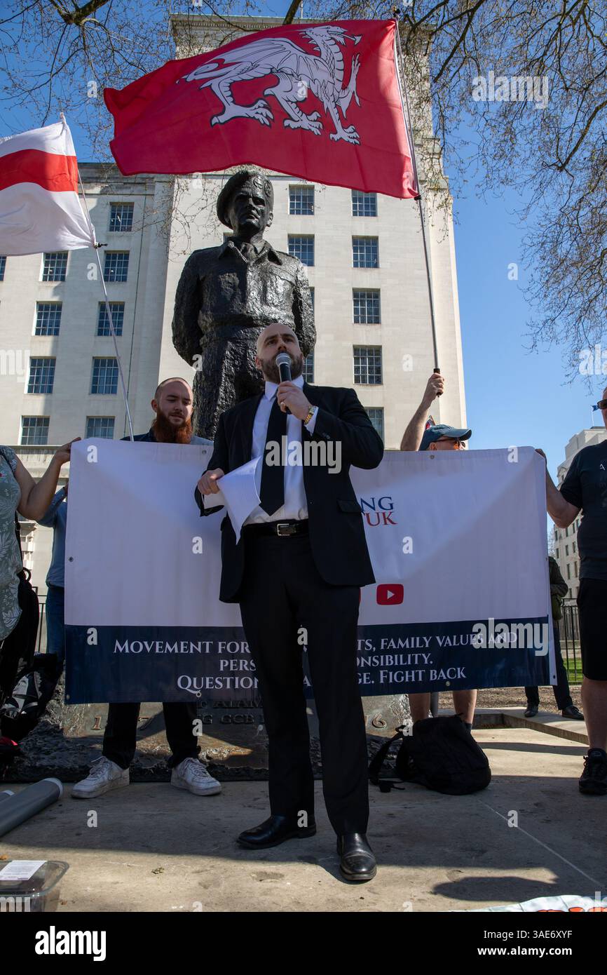 Turning point UK organise une manifestation à Londres contre ce qu’ils appellent un « système juridique deux fois fatigué ». Banque D'Images