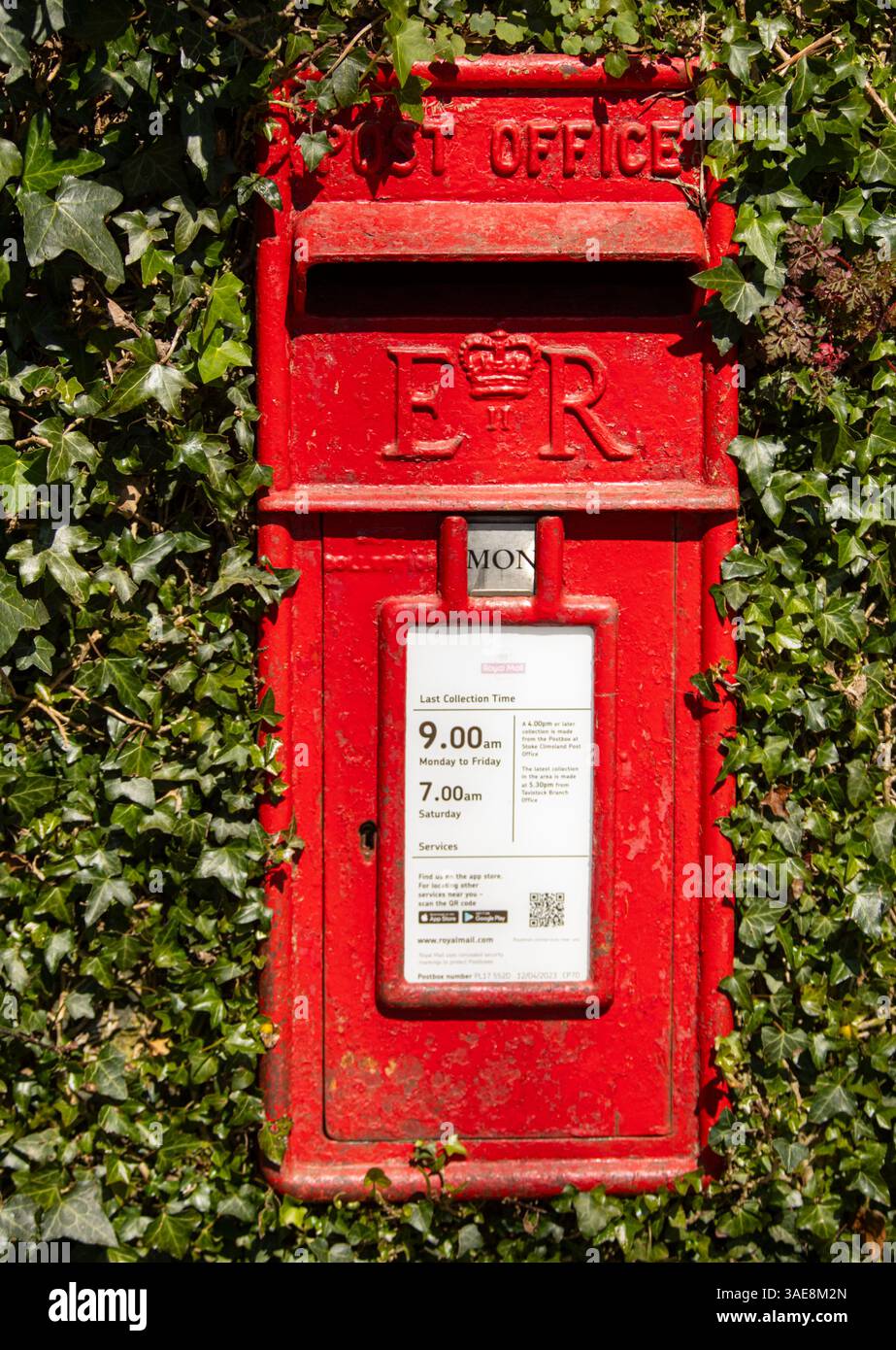 Royal mail boîte aux lettres rouge Banque D'Images