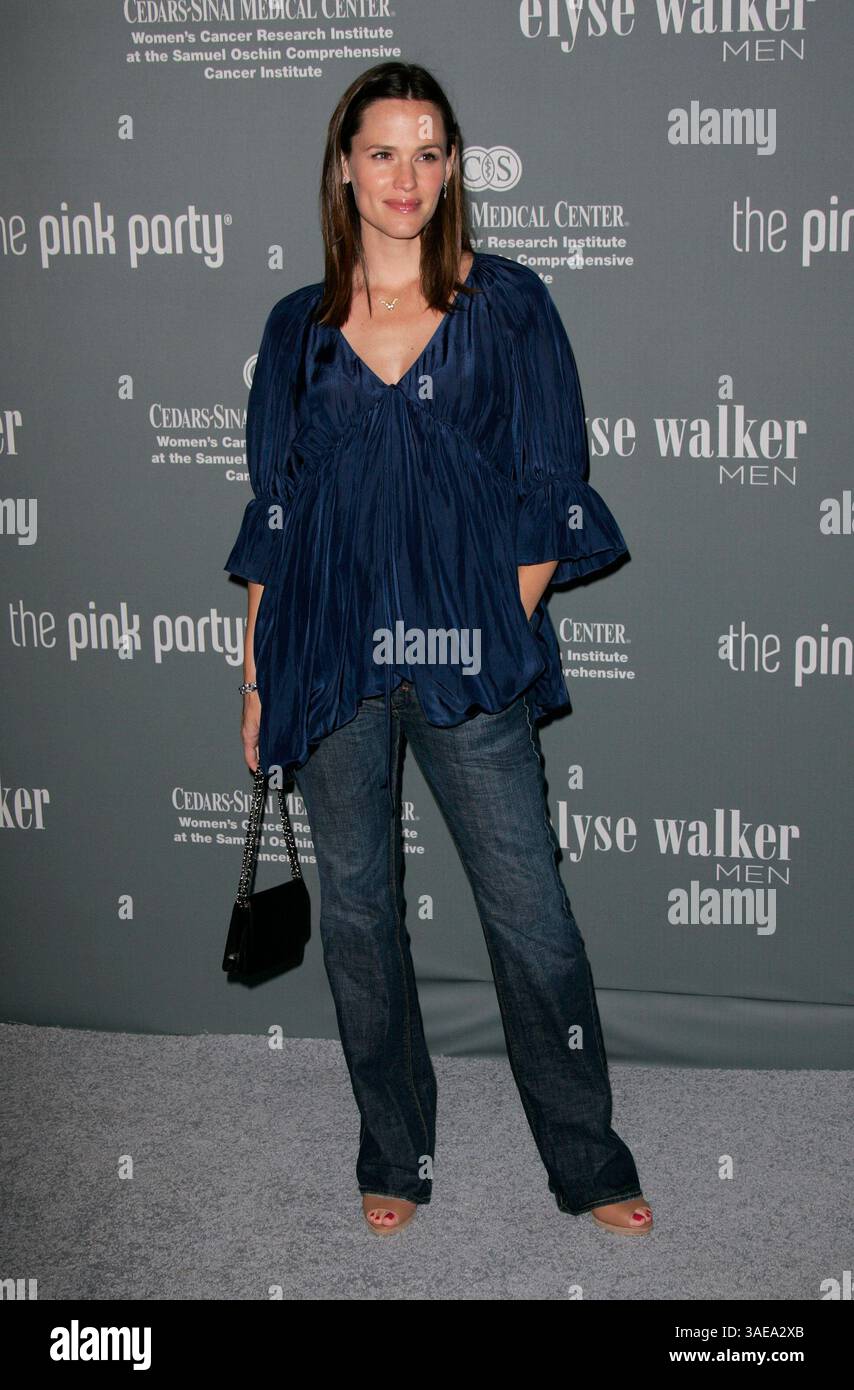13 septembre 2008 - Santa Monica, Californie, États-Unis - L'actrice JENNIFER GARNER arrive à la 4e fête rose annuelle qui se tient dans un hangar à l'aéroport de Santa Monica (crédit image : Lisa O'Connor/ZUMAPRESS.com) Banque D'Images