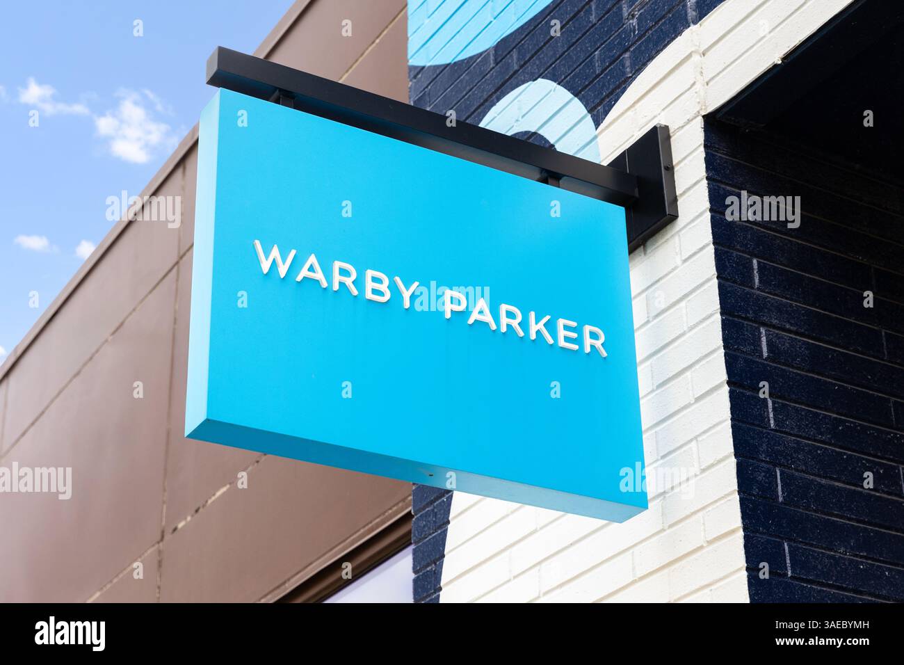 Warby Parker est une société de lunettes de vue pour lunettes de soleil, contacts et lunettes avec une grande présence en ligne et plus de 200 magasins aux États-Unis. Banque D'Images