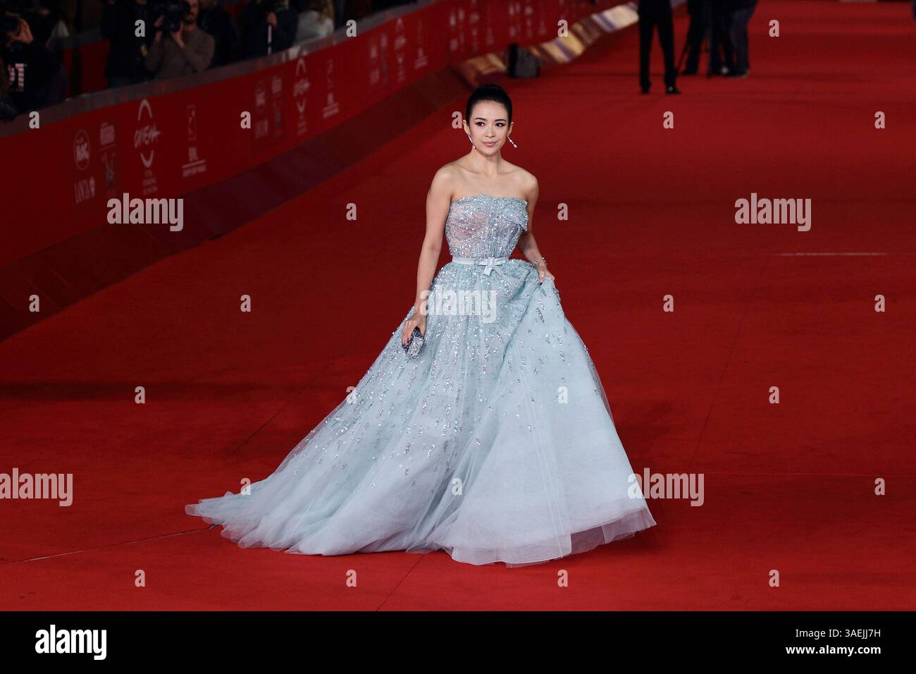 2 novembre 2011 - Rome, Italie - L'actrice ZHANG ZIYI assiste au tapis rouge ''amour pour la vie'' au Festival du film de Rome 2011. (Crédit image : © Evandro Inetti/ZUMAPRESS.com) Banque D'Images