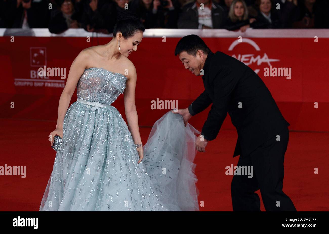 2 novembre 2011 - Rome, Italie - L'actrice ZHANG ZIYI assiste au tapis rouge ''amour pour la vie'' au Festival du film de Rome 2011. (Crédit image : © Evandro Inetti/ZUMAPRESS.com) Banque D'Images