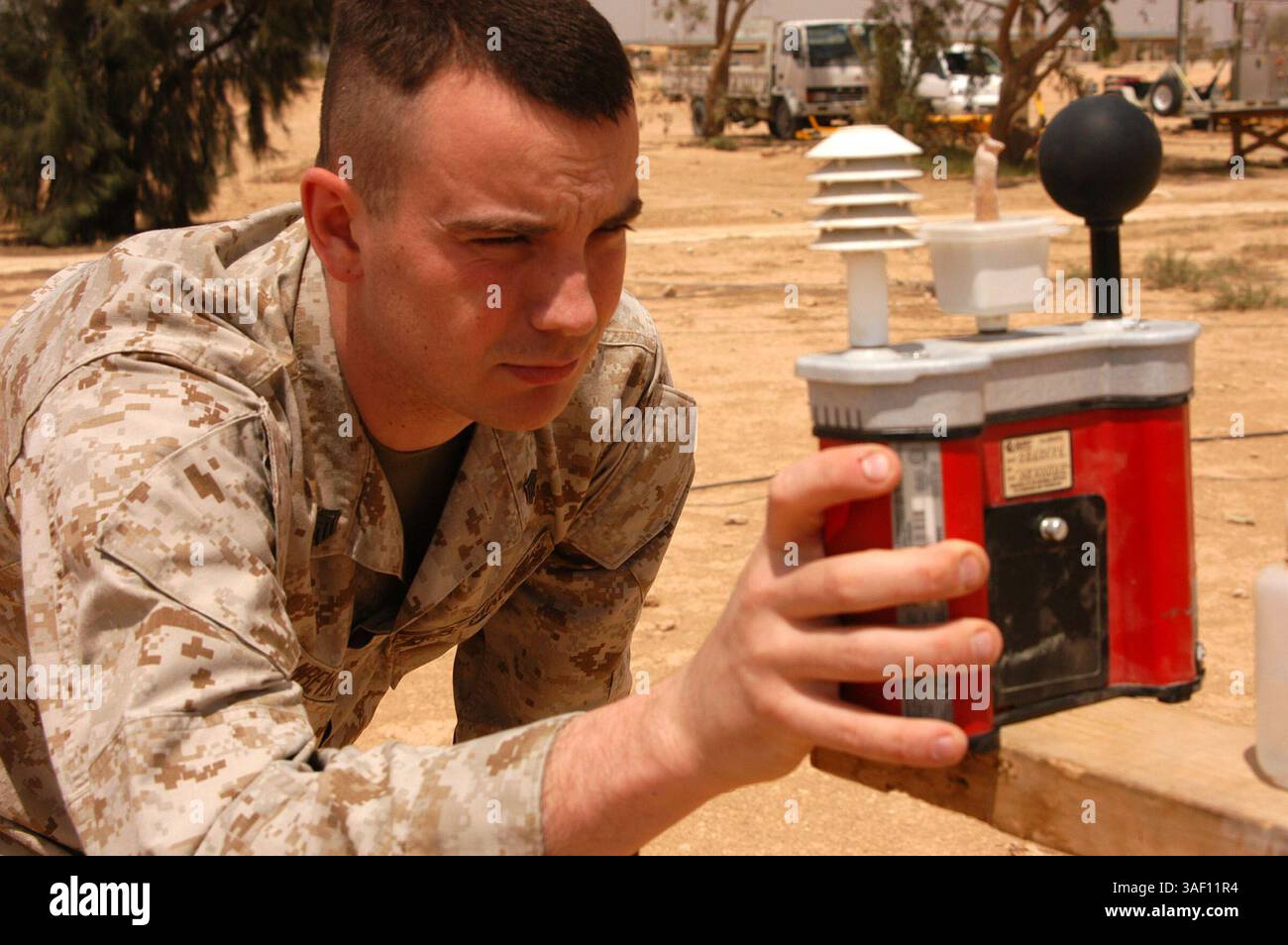 03 mai 2005 ; Al Asad, Irak ; le sergent DAVID L. VAN BEVER ...