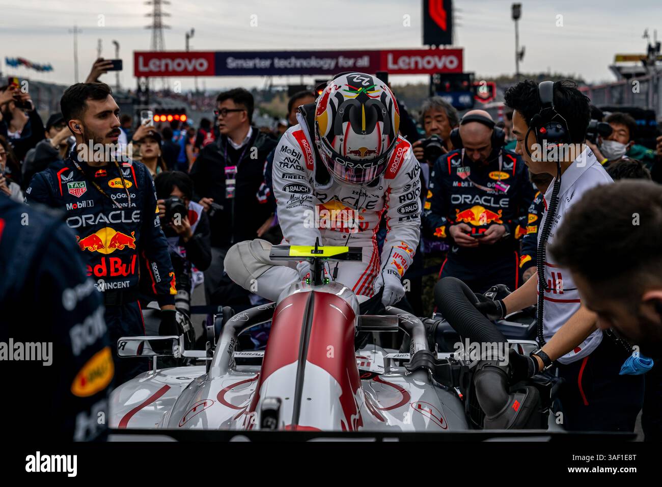 SUZUKA INTERNATIONAL RACING COURSE, JAPON - 06 AVRIL : Yuki Tsunoda, Racing Bulls VCARB 02 du Japon pendant le Grand Prix du Japon au Suzuka International Racing course le dimanche 06 avril 2025 à Suzuka, Japon (photo de Michael Potts/Agence BSR) crédit : Agence BSR/Alamy Live News Banque D'Images