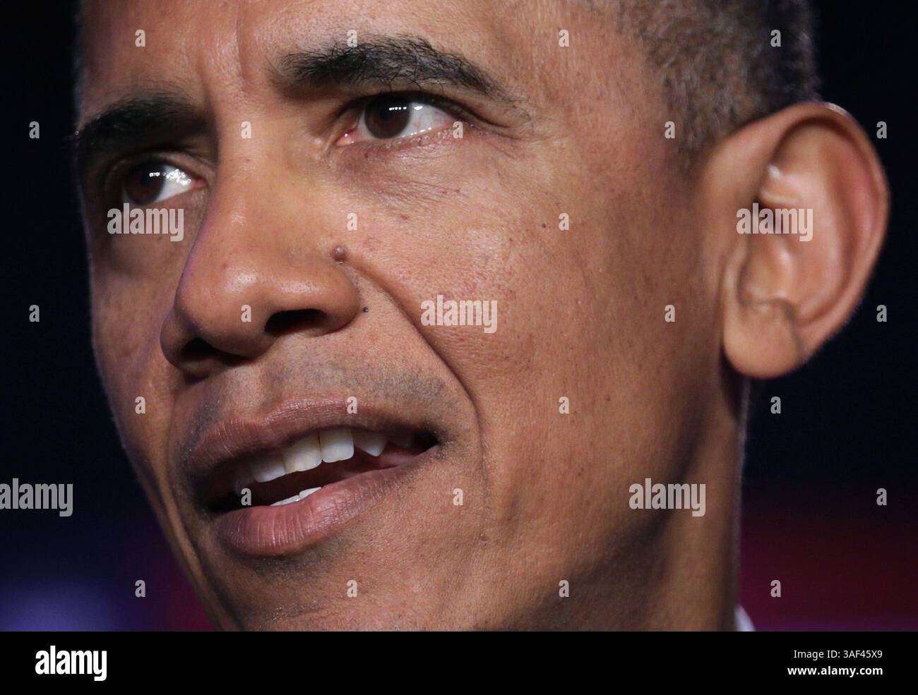 20 février 2015 - Washington, District of Columbia, États-Unis d'Amérique - le président des États-Unis, Barack Obama, prend la parole lors de la session générale de la réunion d'hiver du DNC 2015 le 20 février 2015 à Washington, DC. Le président Obama a pris la parole lors de l'événement et a participé à une table ronde. . Crédit : Alex Wong / Pool via CNP (crédit image : © Alex Wong/CNP/ZUMAPRESS.com) Banque D'Images