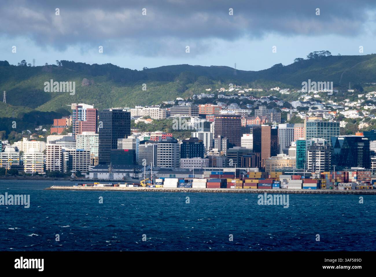 Port de Wellington et CBD, Île du Nord, Nouvelle-Zélande Banque D'Images