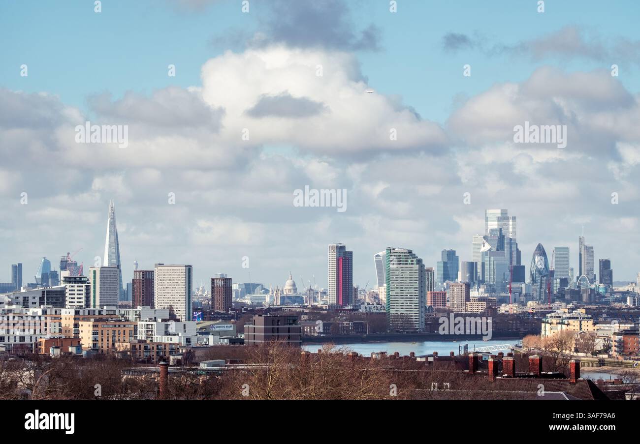 Une vue de l'horizon depuis Greenwich Park, Londres, Royaume-Uni. Banque D'Images