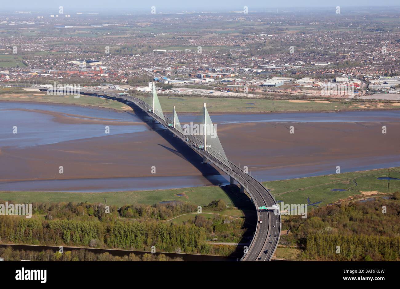 Vue aérienne du pont Mersey Gateway à Runcorn Banque D'Images