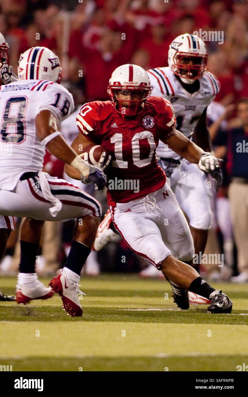 5 septembre 2009 : Nebraska Running back Roy Helu Jr. se précipitant pour 28 yards et premier contre Florida Atlantic au Memorial Stadium, Lincoln, Nebraska (image de crédit : SGM/ZUMAPRESS.com) Banque D'Images