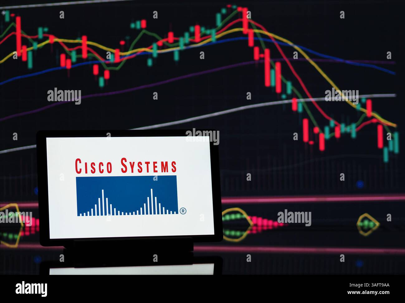 Bavière, Allemagne - 7 avril 2025 : dans cette illustration photo, le logo Cisco Systems, Inc. est affiché sur un moniteur. USAGE ÉDITORIAL EXCLUSIF ! Banque D'Images