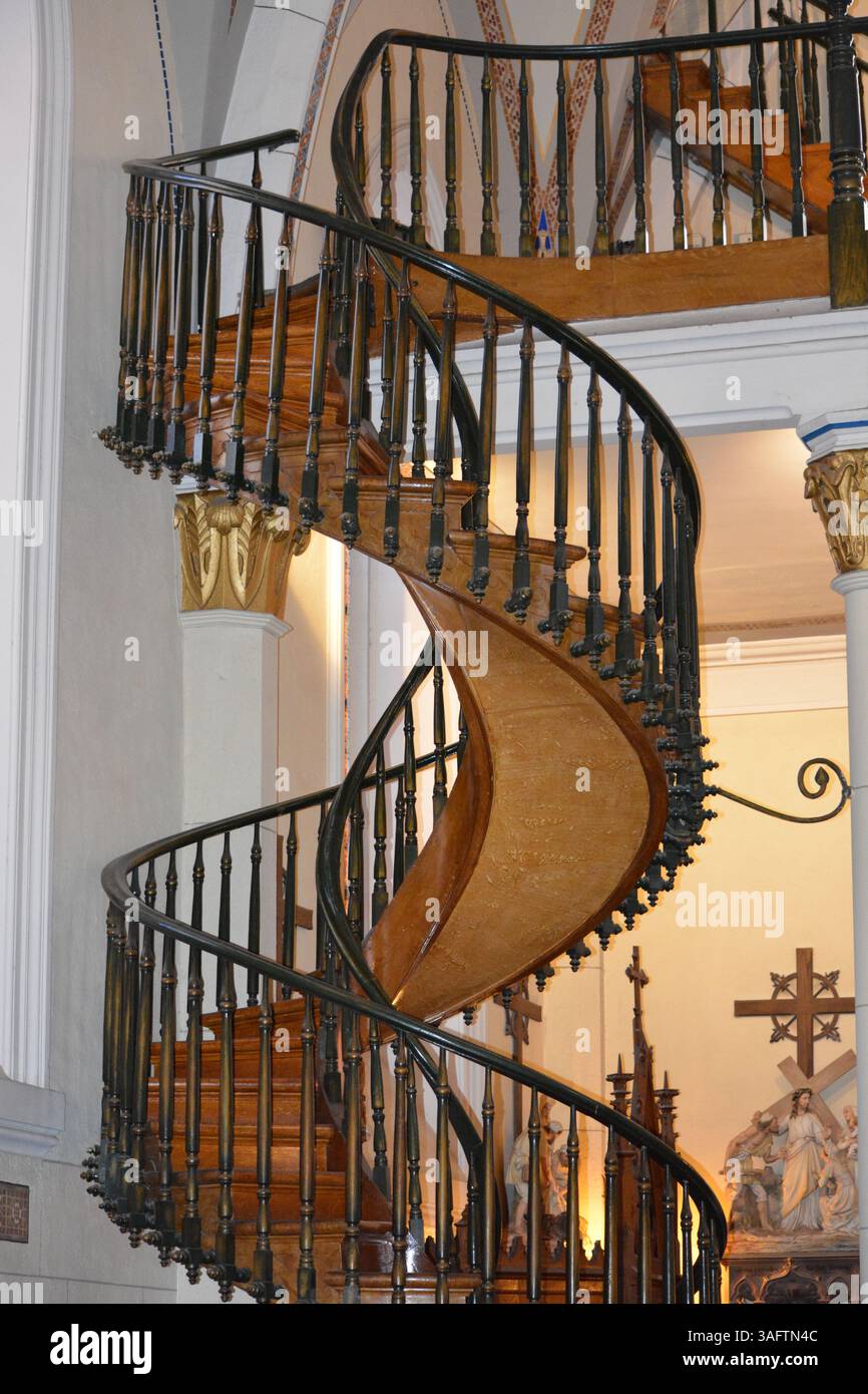 Trois mystères entourent l'escalier en colimaçon de la chapelle Loretto Banque D'Images