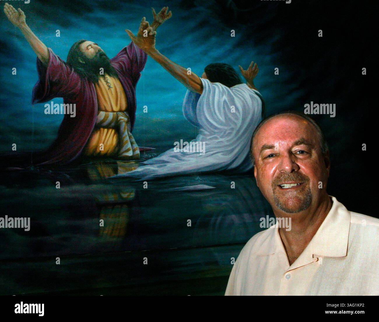 LÉGENDE : (Land O''Lakes) . RÉSUMÉ DU RÉCIT : Elbert Nasworthy (cq), le pasteur principal pose pour une photo lundi matin 08/21/2007 à l'église baptiste de Myrtle Lake située à l'angle de SR54 et collier à Land O'Lakes. Ceci est pour la fonction mots Pasco. ..... (MIKE PEASE | Times)...RÉSUMÉ DE L'HISTOIRE : Elbert Nasworthy (Credit image : St Petersburg Times/ZUMAPRESS.com) Banque D'Images