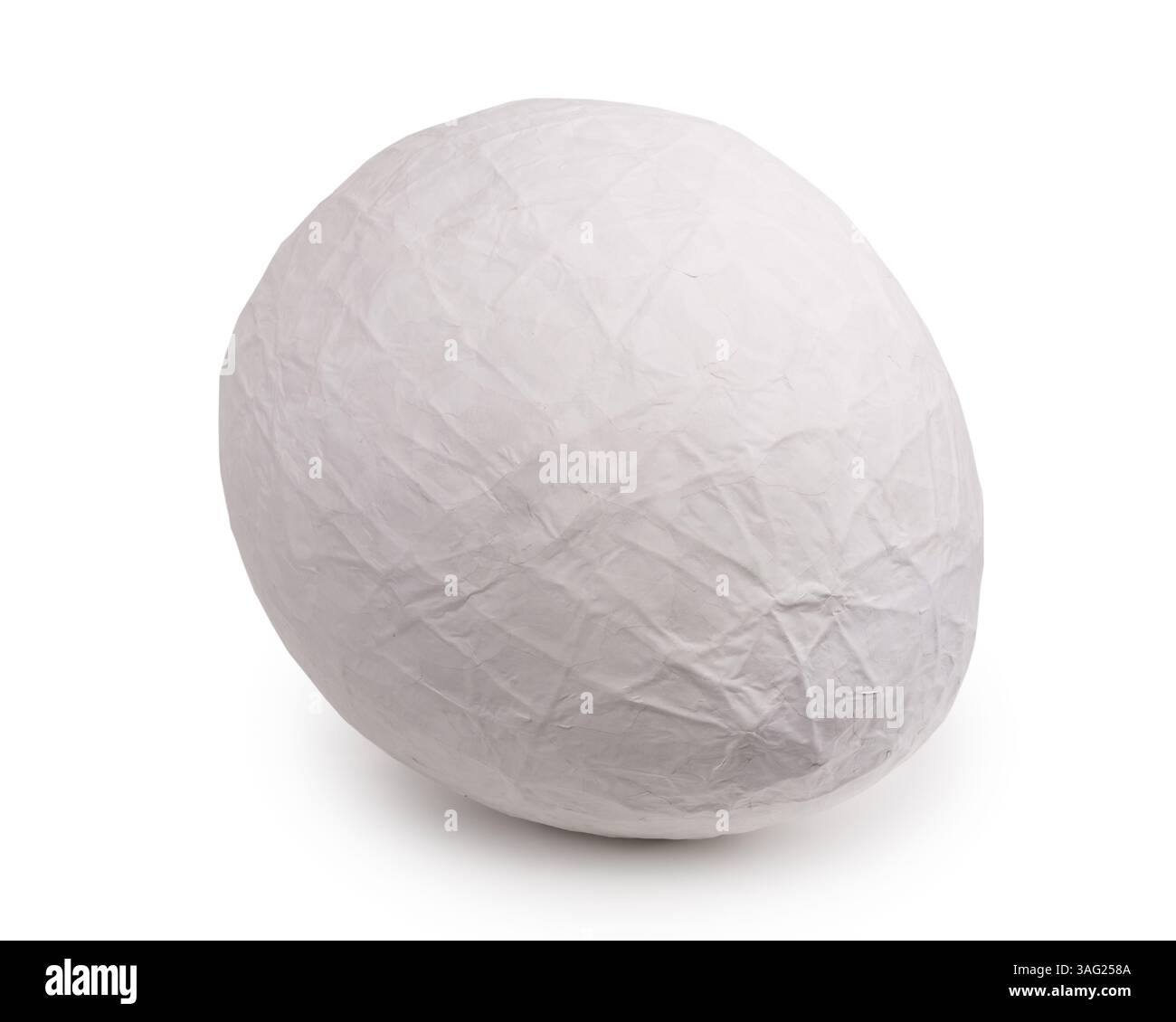 Gros oeuf de papier isolé sur fond blanc Banque D'Images