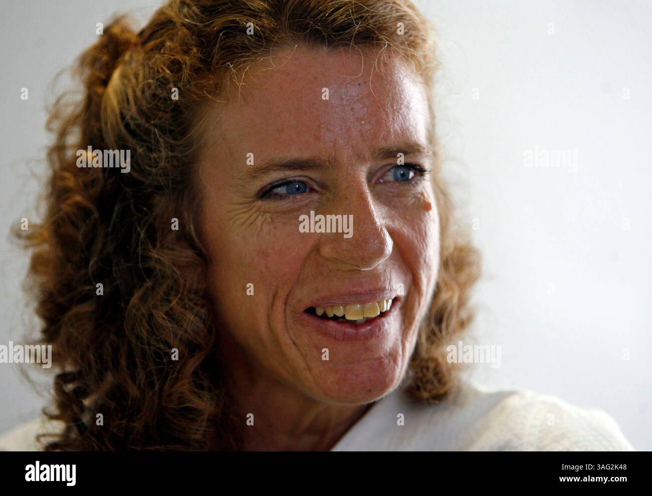 LARGO 6/16/2008 ) photo #3.) Caring and Sharing Center for Independent Living Manager Mary Twohey. CASCIL sert les personnes handicapées en offrant des références, de l'aide à l'emploi, de la défense des droits, etc Les membres du personnel travaillent avec leurs propres handicaps dans le bureau. JIM DAMASKE | Times (crédit image : St Petersburg Times/ZUMAPRESS.com) Banque D'Images