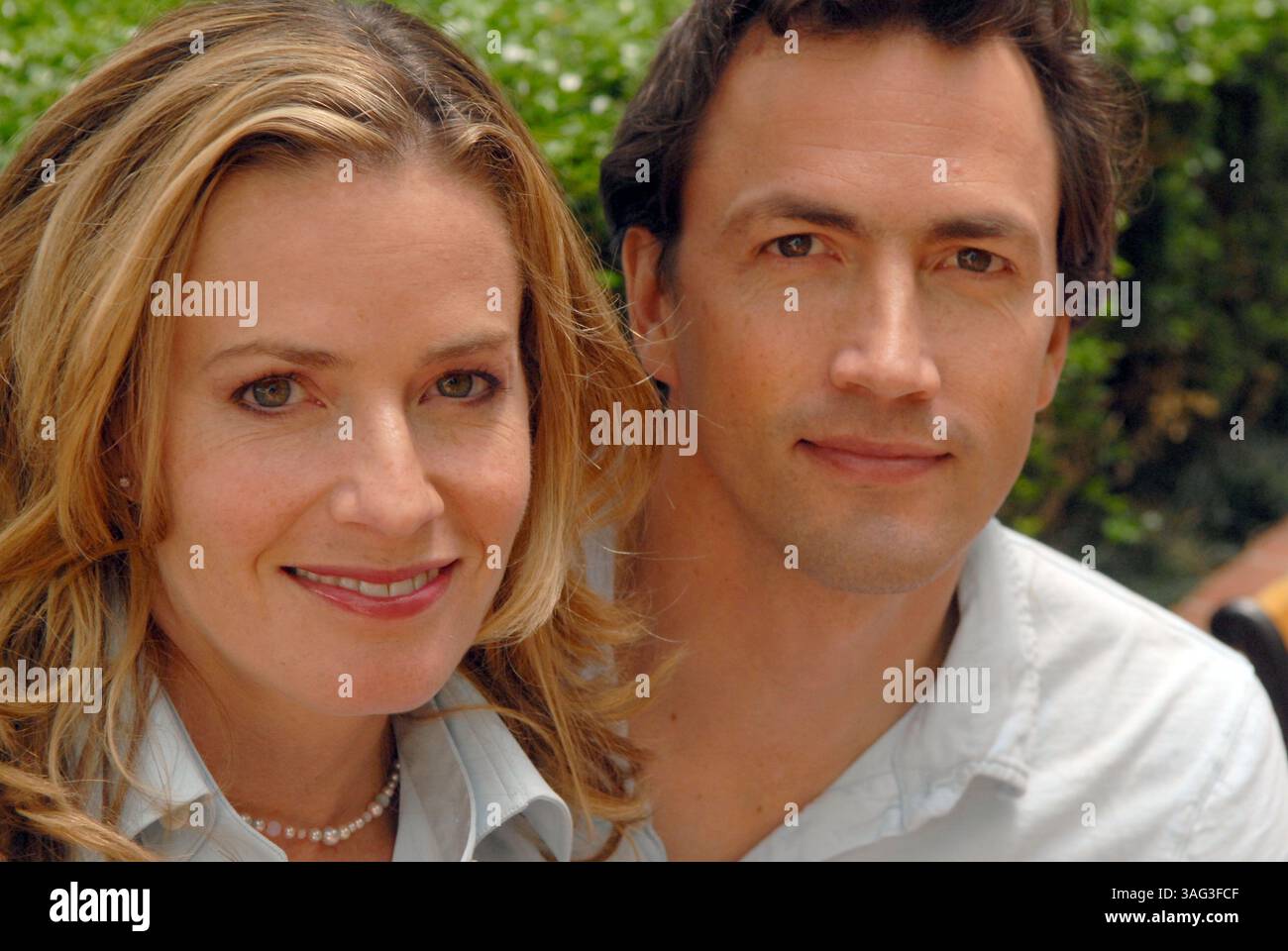 Elisabeth Shue est partie avec son frère Andrew Shue parler de leur nouveau film, ''Gracie'' au San Francisco Ritz Carlton, vendredi 25 mai 2007. (Crédit image : Sacramento Bee/ZUMAPRESS.com) Banque D'Images Elisabeth Shue est partie avec son frère Andrew Shue parler de leur nouveau film, ''Gracie'' au San Francisco Ritz Carlton, vendredi 25 mai 2007. (Crédit image : Sacramento Bee/ZUMAPRESS.com) Banque D'Images