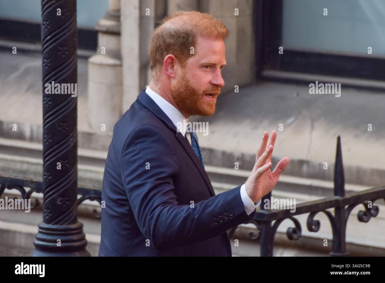 Londres, Angleterre, Royaume-Uni. 8 avril 2025. LE PRINCE HARRY arrive à la Cour royale de justice pour son appel contre la décision de dégrader sa sécurité. (Crédit image : © Vuk Valcic/ZUMA Press Wire) USAGE ÉDITORIAL SEULEMENT ! Non destiné à UN USAGE commercial ! Banque D'Images