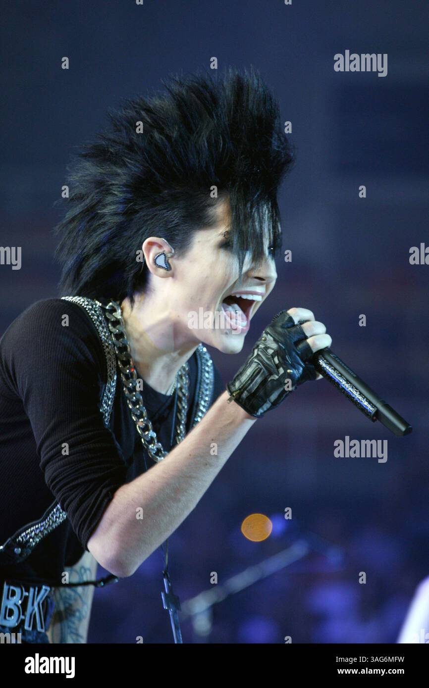 09 oct. 2009 - Athènes, Grèce - le chanteur BILL KAULITZ du groupe allemand Tokio Hotel se produit en direct pendant la journée MTV (Credit image : Aristidis Vafeiadakis/ZUMAPRESS.com) Banque D'Images