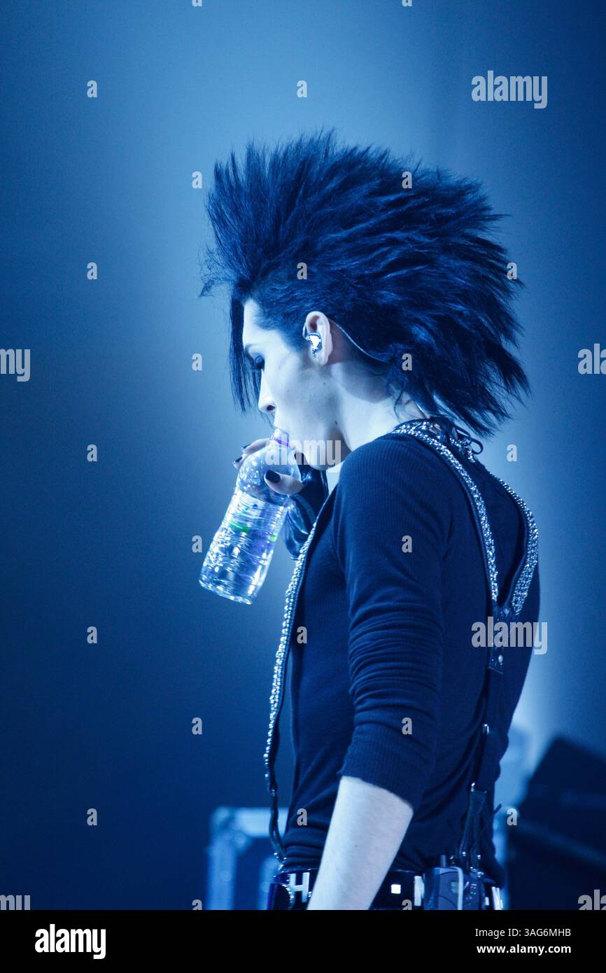 09 oct. 2009 - Athènes, Grèce - le chanteur BILL KAULITZ du groupe allemand Tokio Hotel se produit en direct pendant la journée MTV (Credit image : Aristidis Vafeiadakis/ZUMAPRESS.com) Banque D'Images