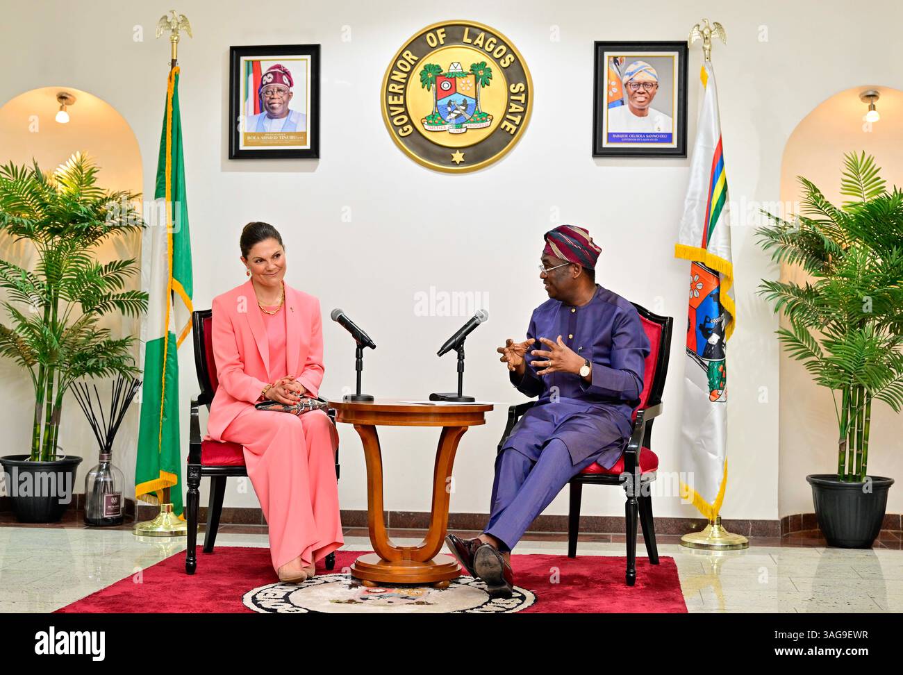 Lagos, Nigeria. 08 avril 2025. La princesse héritière Victoria rencontre le vice-gouverneur de l'État de Lagos, Obafemi Hamzat, à House Marina, sur l'île de Lagos au Nigeria, le 8 avril 2025. La princesse héritière Victoria de Suède est en visite officielle en République du Nigeria, 6-9 avril 2025.photo : Jonas Ekströmer/TT code 10030 crédit : TT News Agency/Alamy Live News Banque D'Images