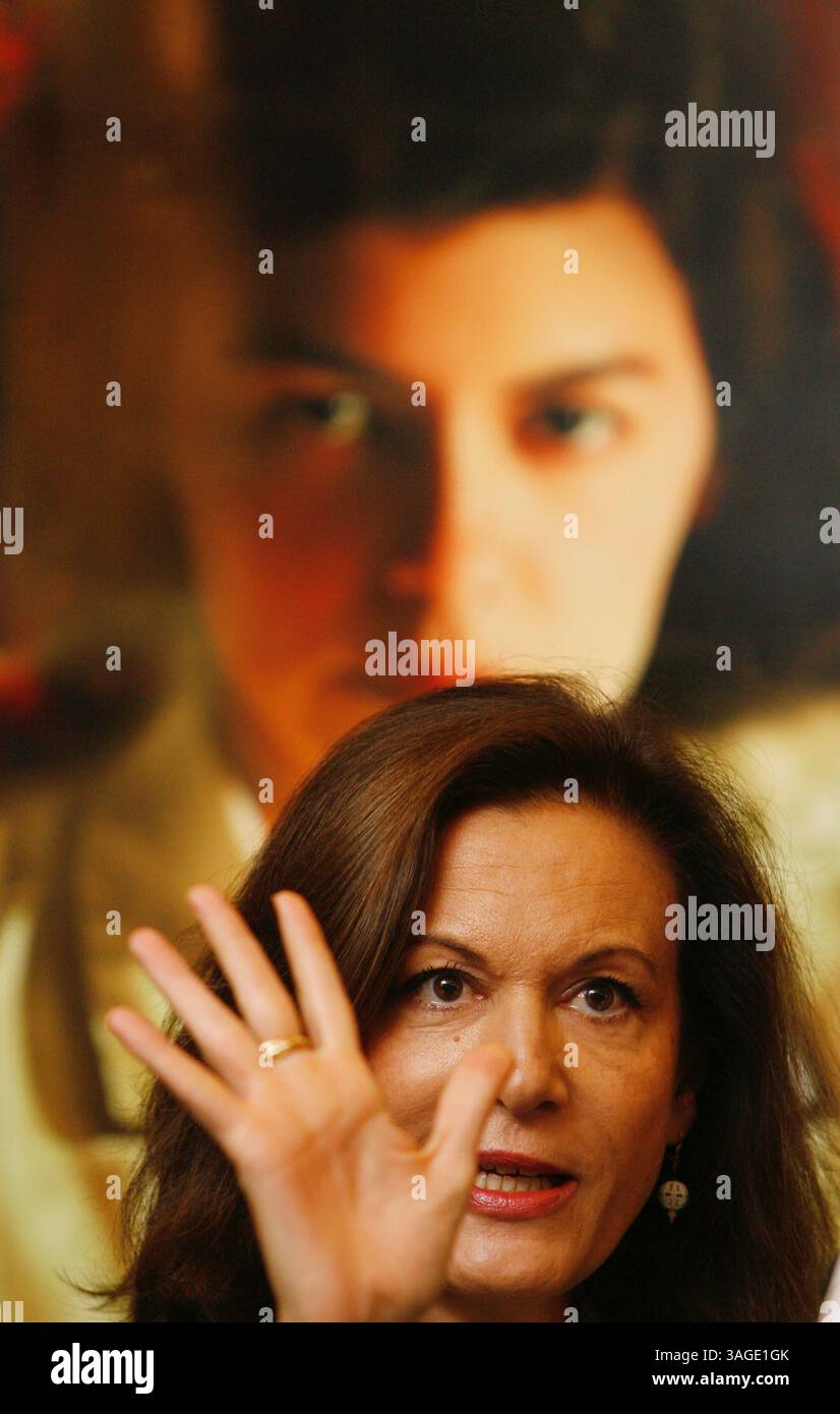 30 septembre 2009 - Moscou, Russie - la réalisatrice française ANNE FONTAINE fait la promotion de son nouveau film 'Coco Before Chanel' lors d'une conférence de presse à Moscou (crédit image : PhotoXpress/ZUMAPRESS.com) Banque D'Images