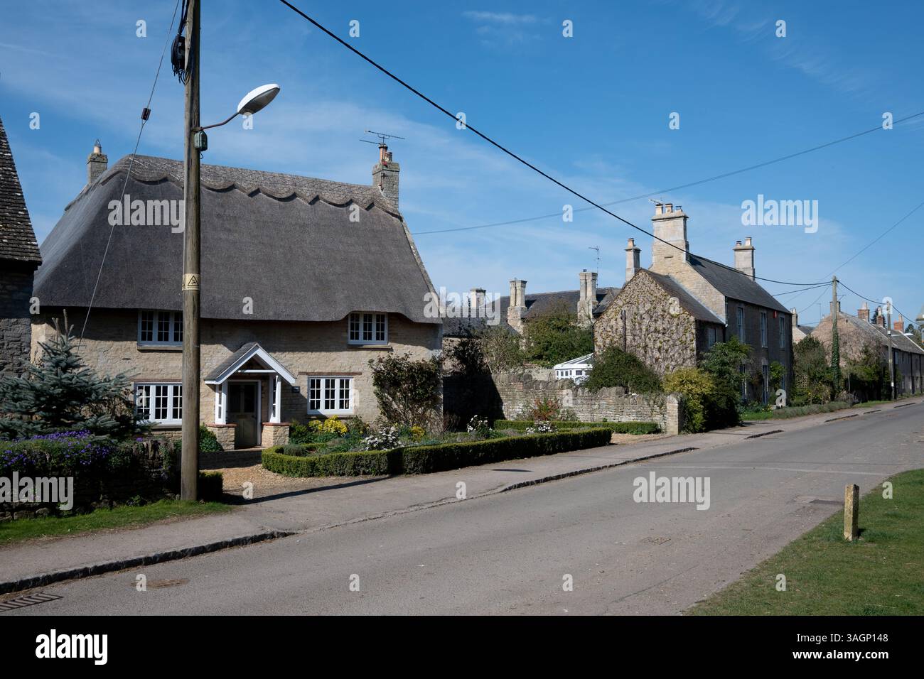 Main Street, Aldwincle village, Northamptonshire, Angleterre, Royaume-Uni Banque D'Images