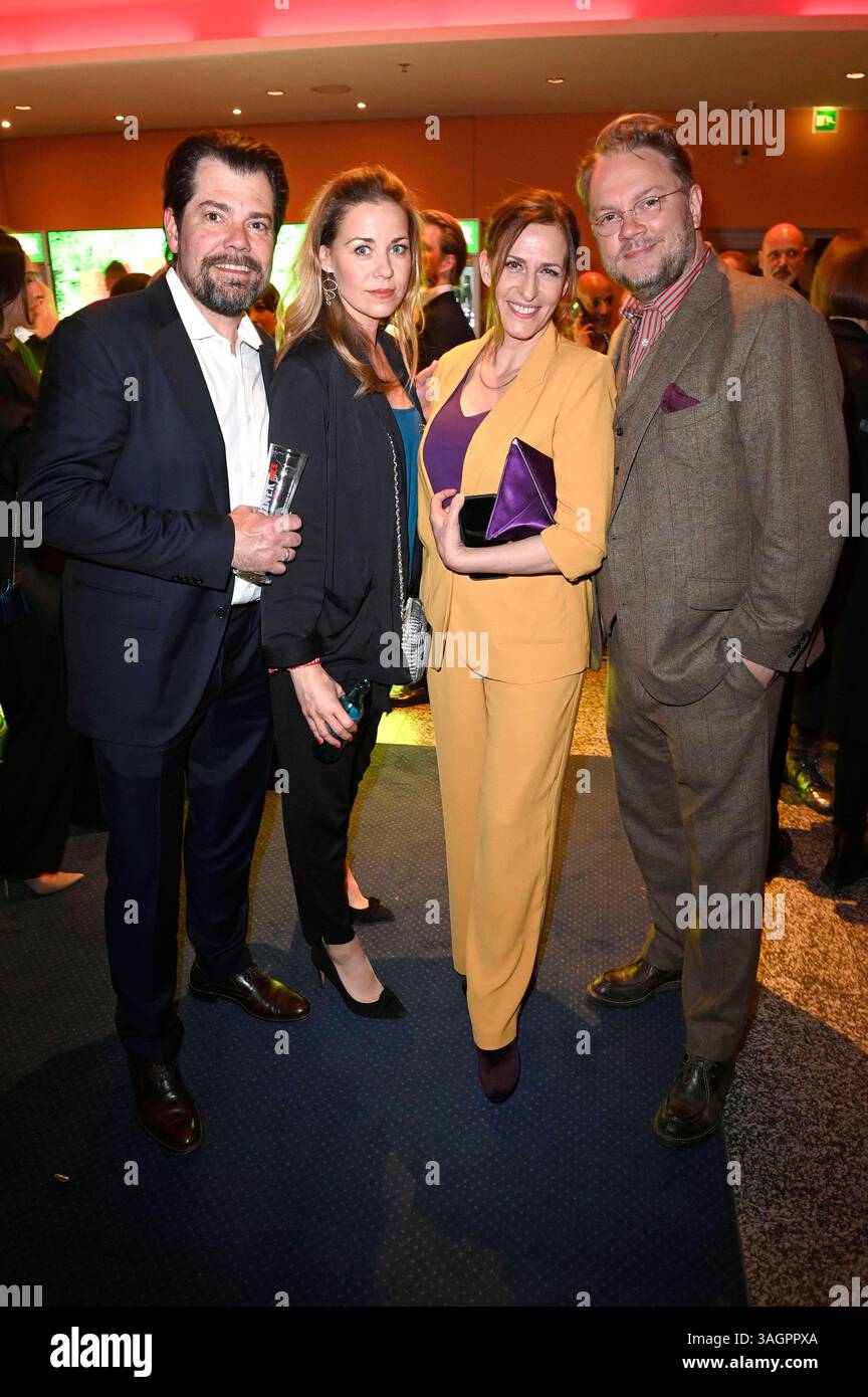 Daniel Fehlow, Jessica Ginkel, Ulrike Frank und Marc Schubring BEI der Verleihung des 31. B.Z. Kulturpreises 2025 im Theater am Potsdamer Platz. Berlin, 08.04.2025 *** Daniel Fehlow, Jessica Ginkel, Ulrike Frank et Marc Schubring lors de la cérémonie de remise des prix B Z Kulturpreis 2025 31 au Theater am Potsdamer Platz Berlin, 08 04 2025 Foto :XF.xKernx/xFuturexImagex kulturpreis_5710 Banque D'Images