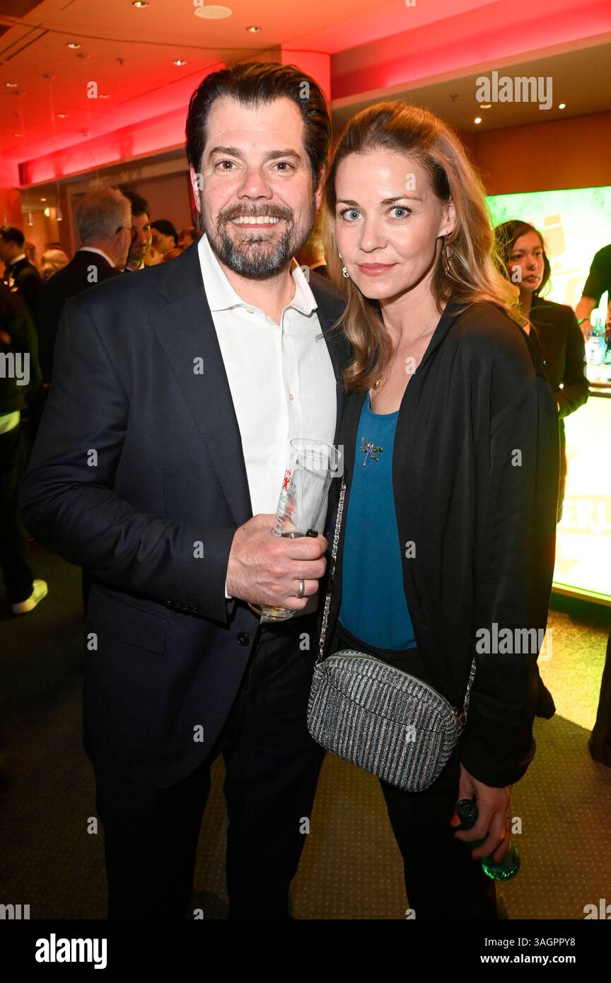 Daniel Fehlow und Jessica Ginkel BEI der Verleihung des 31. B.Z. Kulturpreises 2025 im Theater am Potsdamer Platz. Berlin, 08.04.2025 *** Daniel Fehlow et Jessica Ginkel lors de la cérémonie de remise des prix B Z Kulturpreis 2025 31 au Theater am Potsdamer Platz Berlin, 08 04 2025 Foto :XF.xKernx/xFuturexImagex kulturpreis_5713 Banque D'Images