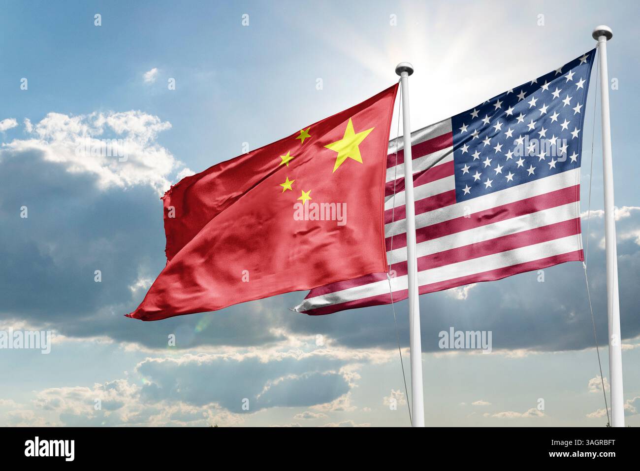 Drapeaux américains et chinois Guerre commerciale américaine la Chine augmente les tarifs douaniers américains à 125% Banque D'Images