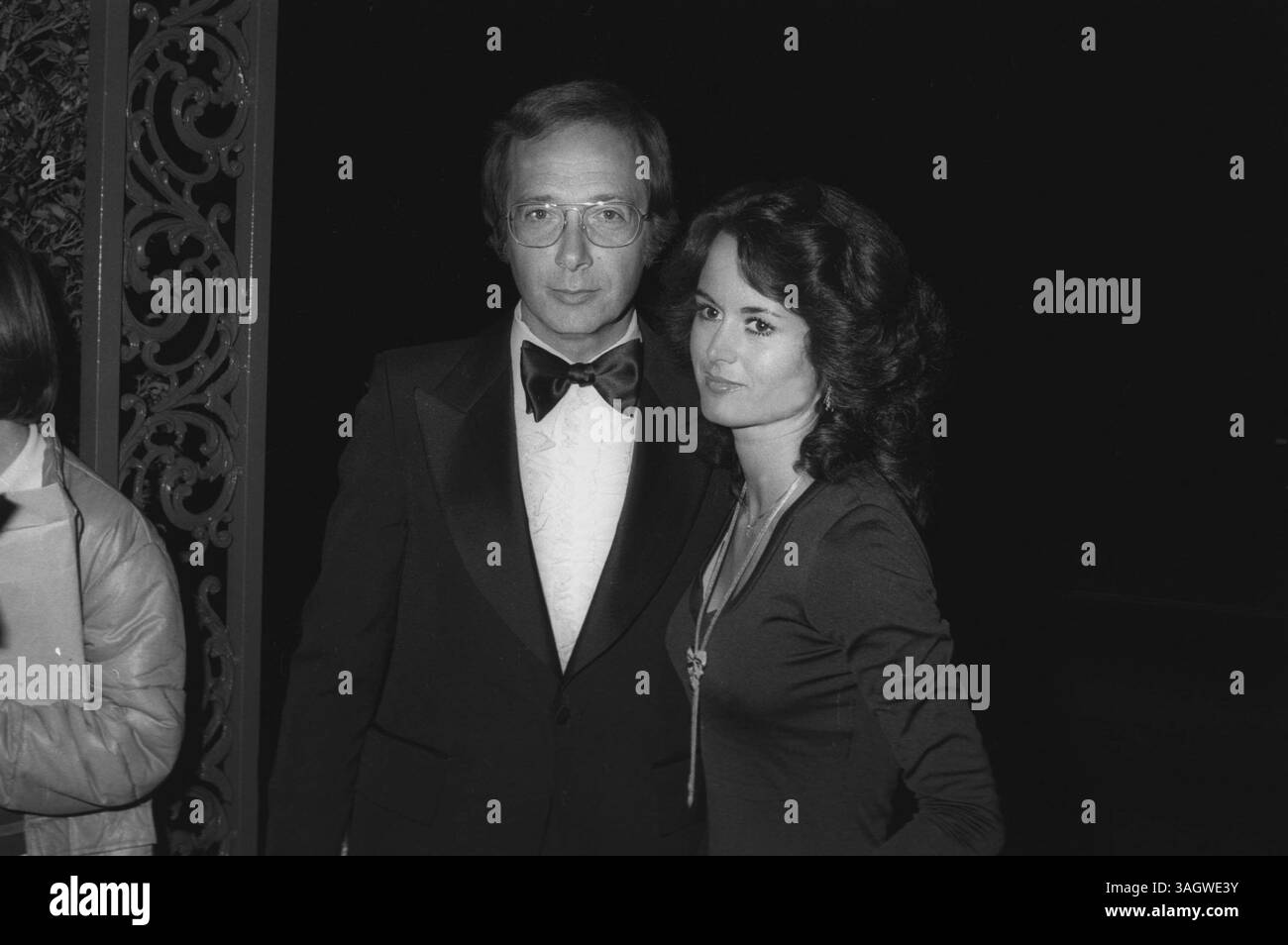 BERNIE KOPELL AVEC SA FEMME YOLANDA VELOZ. FÊTE DES PRIX PEOPLES CHOICE AU RESTAURANT CHASEN'S À LOS ANGELES 02-20-1978.PHOTO DE PHIL ROACH-Ipiol-GLOBE PHOTOS, INC.# 10428 (crédit image : © Phil Roach/Globe photos/ZUMAPRESS.com) Banque D'Images