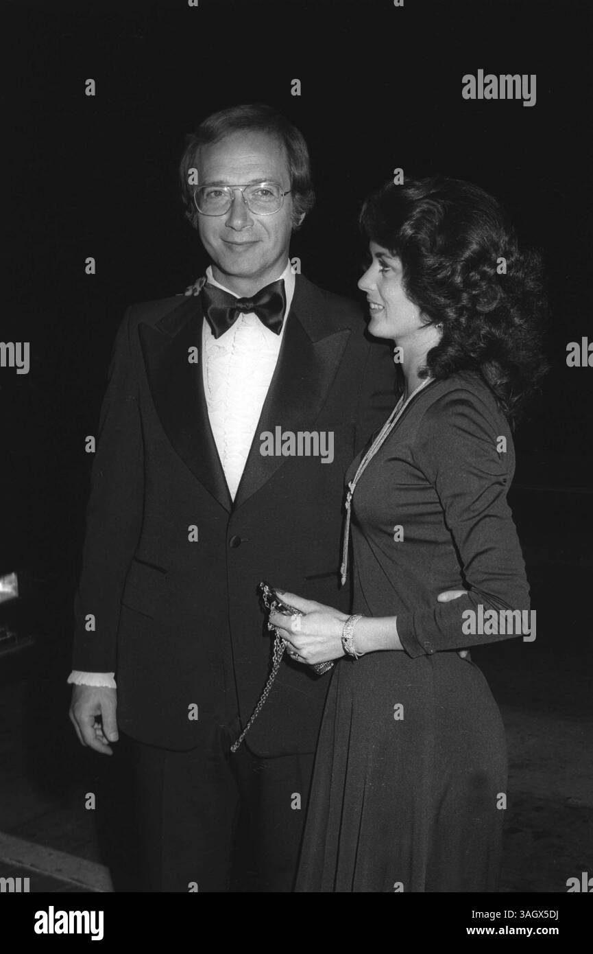BERNIE KOPELL AVEC SA FEMME YOLANDA VELOZ. FÊTE DES PRIX PEOPLES CHOICE AU RESTAURANT CHASEN'S À LOS ANGELES 02-20-1978.PHOTO DE PHIL ROACH-Ipiol-GLOBE PHOTOS, INC.# 10428 (crédit image : © Phil Roach/Globe photos/ZUMAPRESS.com) Banque D'Images