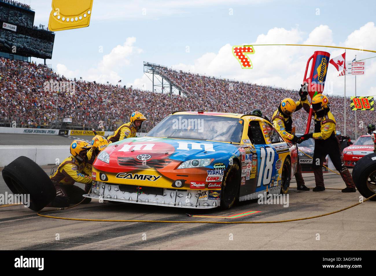 14 juin 2009 : 18 Kyle Busch à la course Life Lock 400, Michigan International Speedway, Brooklyn, mi. (Crédit image : © Rick Osentoski/Cal Sport Media/ZUMA Press) Banque D'Images 14 juin 2009 : 18 Kyle Busch à la course Life Lock 400, Michigan International Speedway, Brooklyn, mi. (Crédit image : © Rick Osentoski/Cal Sport Media/ZUMA Press) Banque D'Images
