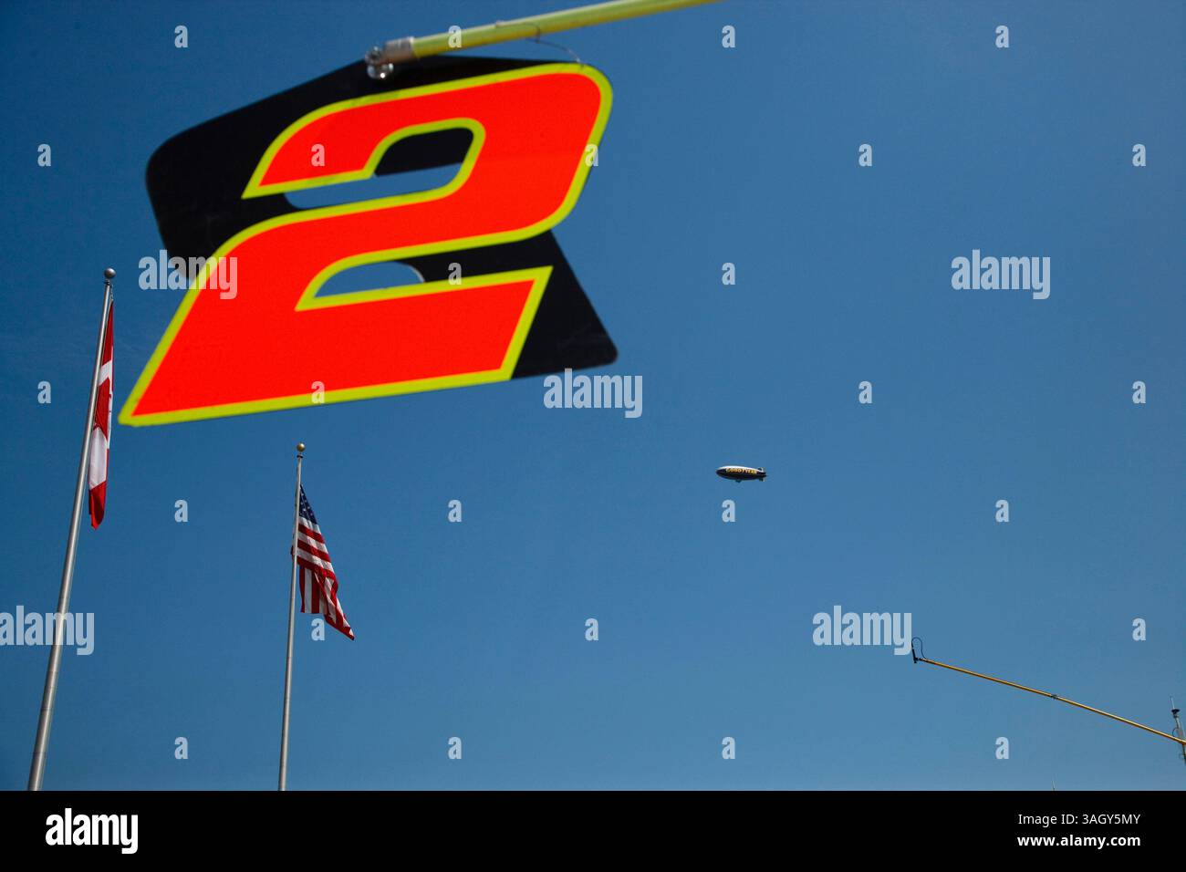 14 juin 2009 : Goodyear Blip à la course Life Lock 400, Michigan International Speedway, Brooklyn, mi. (Crédit image : © Rick Osentoski/Cal Sport Media/ZUMA Press) Banque D'Images 14 juin 2009 : Goodyear Blip à la course Life Lock 400, Michigan International Speedway, Brooklyn, mi. (Crédit image : © Rick Osentoski/Cal Sport Media/ZUMA Press) Banque D'Images