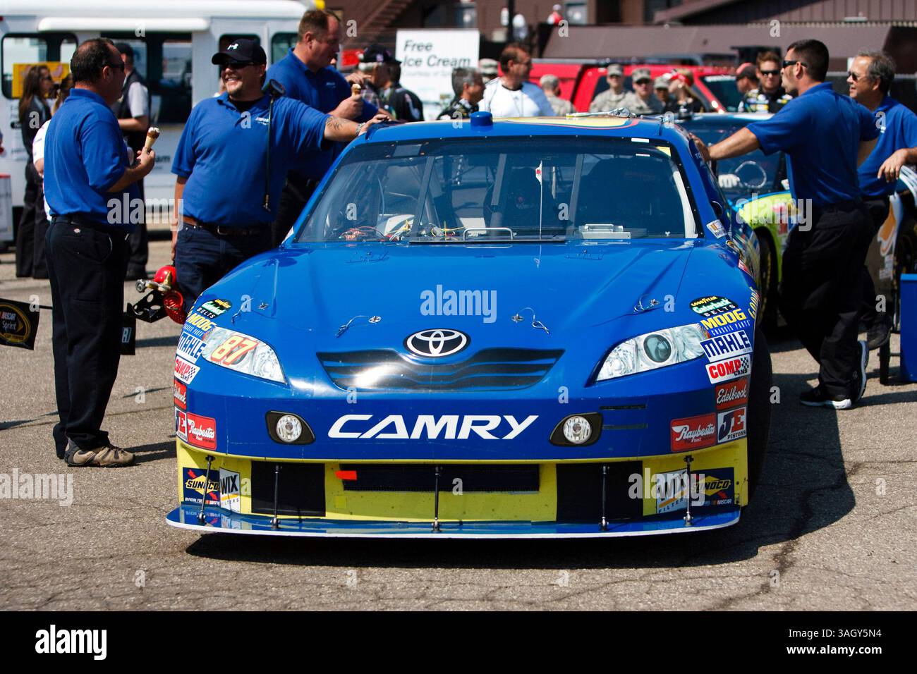 14 juin 2009 : 87 Joe Nemechek à la course Life Lock 400, Michigan International Speedway, Brooklyn, mi. (Crédit image : © Rick Osentoski/Cal Sport Media/ZUMA Press) Banque D'Images 14 juin 2009 : 87 Joe Nemechek à la course Life Lock 400, Michigan International Speedway, Brooklyn, mi. (Crédit image : © Rick Osentoski/Cal Sport Media/ZUMA Press) Banque D'Images