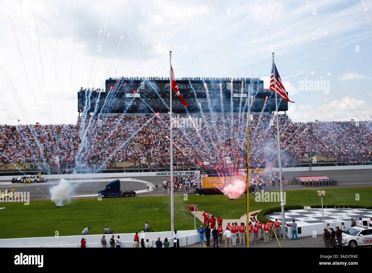 14 juin 2009 : célébration de la pré-course à la course Life Lock 400, Michigan International Speedway, Brooklyn, mi. (Crédit image : © Rick Osentoski/Cal Sport Media/ZUMA Press) Banque D'Images 14 juin 2009 : célébration de la pré-course à la course Life Lock 400, Michigan International Speedway, Brooklyn, mi. (Crédit image : © Rick Osentoski/Cal Sport Media/ZUMA Press) Banque D'Images