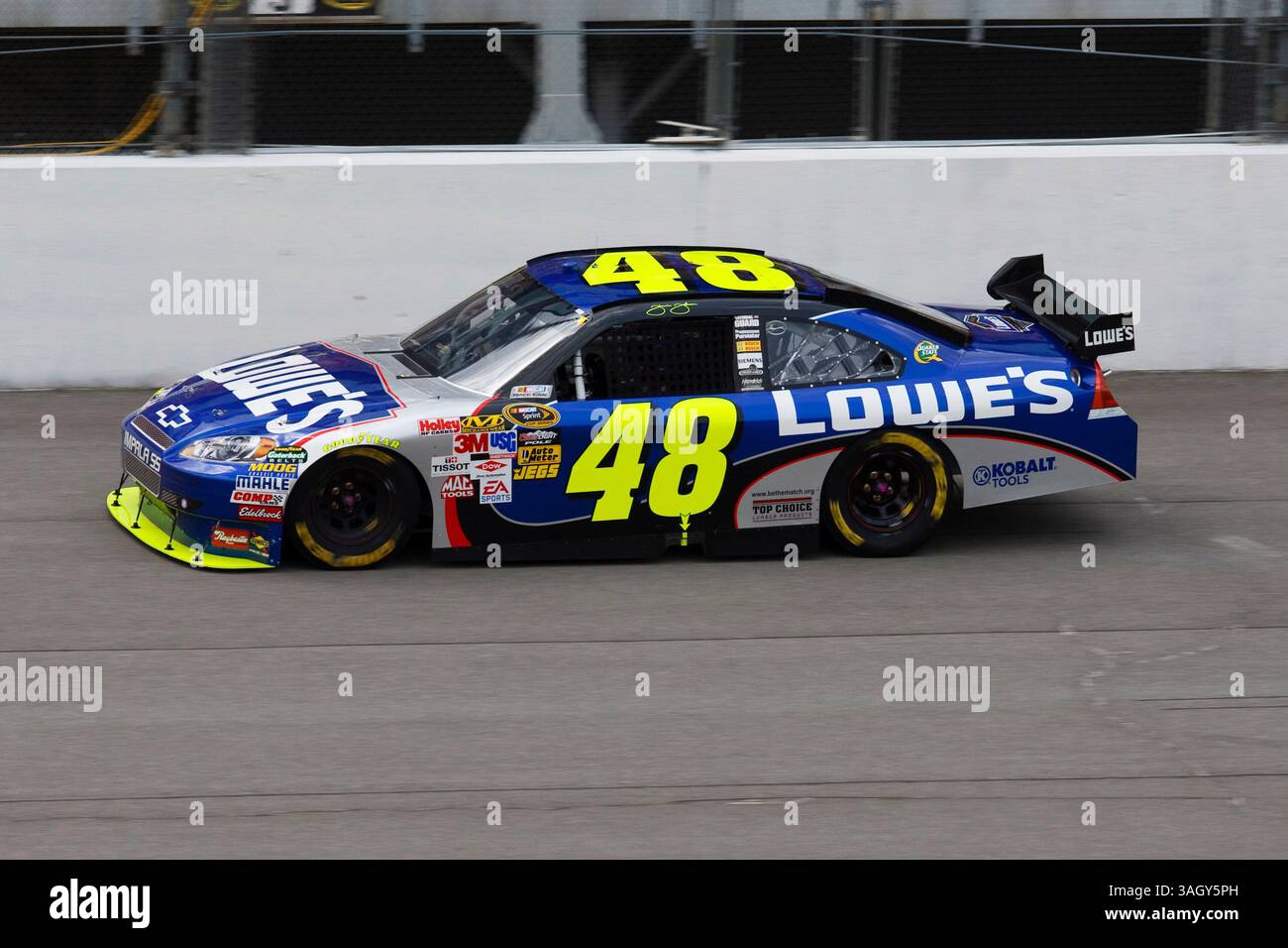 14 juin 2009 : 48 Jimmie Johnson à la course Life Lock 400, Michigan International Speedway, Brooklyn, mi. (Crédit image : © Rick Osentoski/Cal Sport Media/ZUMA Press) Banque D'Images 14 juin 2009 : 48 Jimmie Johnson à la course Life Lock 400, Michigan International Speedway, Brooklyn, mi. (Crédit image : © Rick Osentoski/Cal Sport Media/ZUMA Press) Banque D'Images