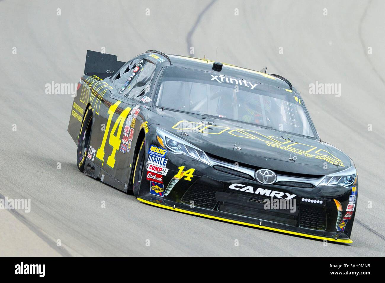 14 mars 2015 - Brooklyn, mi, États-Unis - Brooklyn, mi - 12 juin 2015 : cale Conley (14) prend la piste pour les Great clips 250 au Michigan International Speedway à Brooklyn, mi. (Crédit image : © ASP/Cal Sport Media/ZUMAPRESS.com) Banque D'Images 14 mars 2015 - Brooklyn, mi, États-Unis - Brooklyn, mi - 12 juin 2015 : cale Conley (14) prend la piste pour les Great clips 250 au Michigan International Speedway à Brooklyn, mi. (Crédit image : © ASP/Cal Sport Media/ZUMAPRESS.com) Banque D'Images