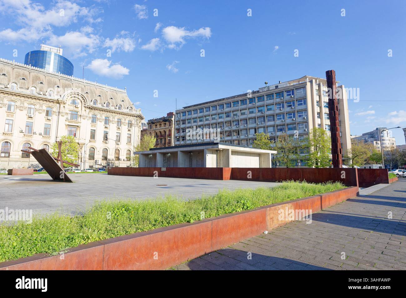 Mémorial de l'Holocauste à Bucarest, en Roumanie, par une journée de printemps merveilleuse et ensoleillée Banque D'Images
