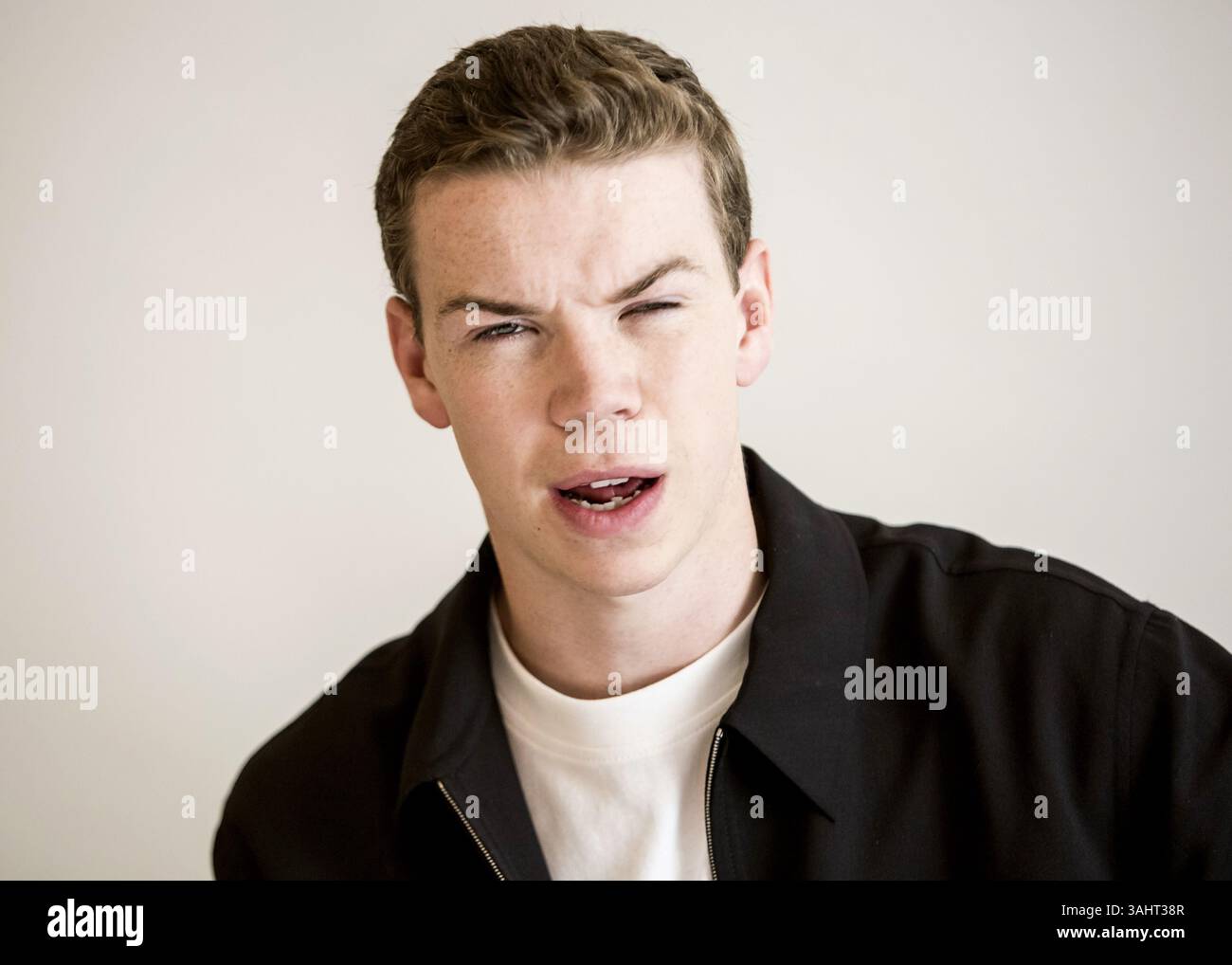 4 août 2017 - Hollywood, CA, États-Unis - WILL POULTER est vedette dans le film 'Detroit'. William Jack Will Poulter (né le 28 janvier 1993) est un acteur anglais connu pour son travail dans les films The Maze Runner (2014), son of Rambow, les chroniques de Narnia : le voyage du Treader d'aube (2010), We're the Millers (2013) et The revenant (2015). Pour son travail dans We're the Millers, Poulter a remporté le BAFTA Rising Star Award. (Crédit image : © Armando Gallo/ZUMA Studio) Banque D'Images