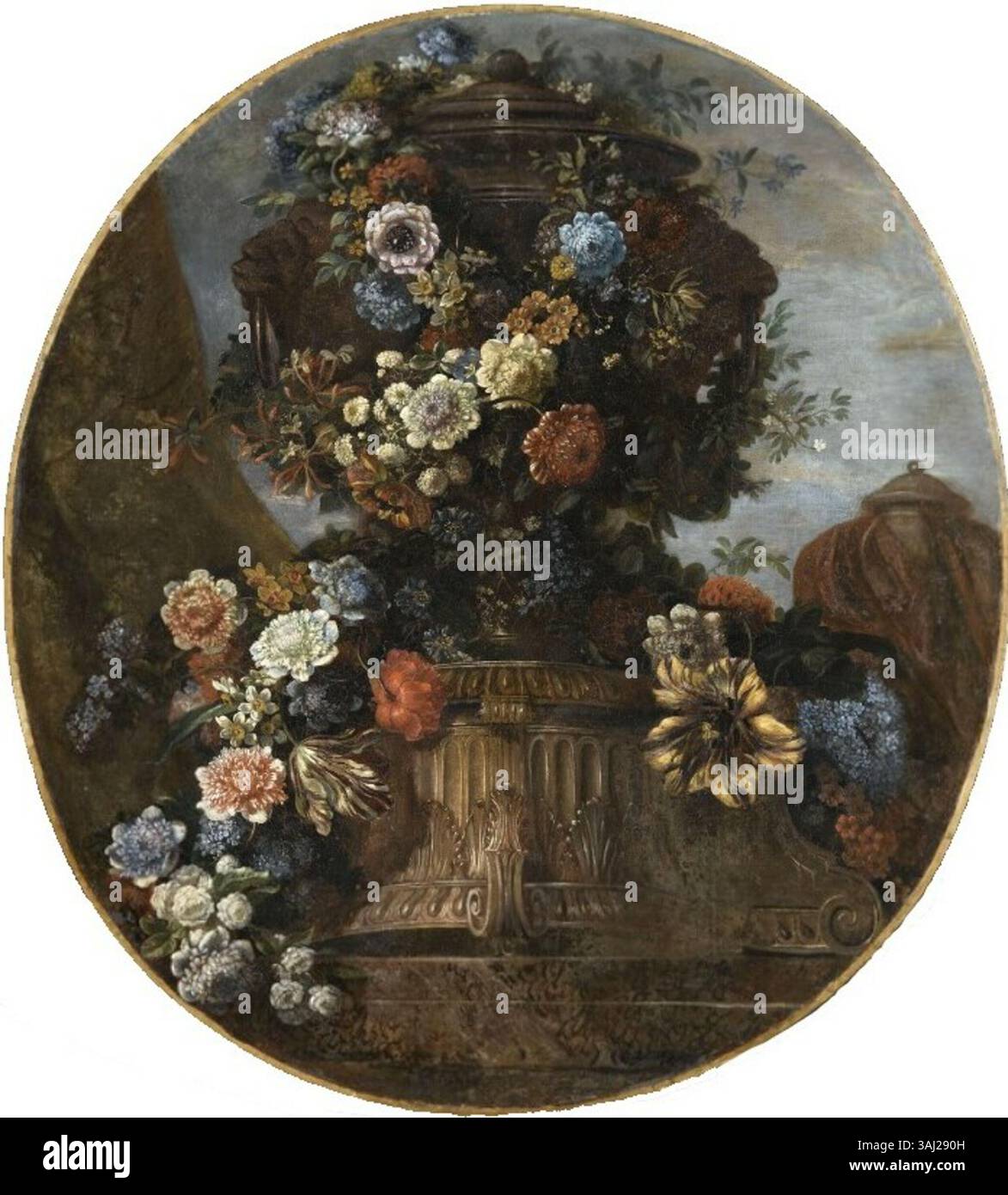 Cette peinture à l’huile de Jean-Baptiste Monnoyer, réalisée entre 1676 et 1700, représente un vase doré rempli de fleurs colorées, illustrant l’habileté de l’artiste en peinture de natures mortes et sa maîtrise des textures et des couleurs. Banque D'Images